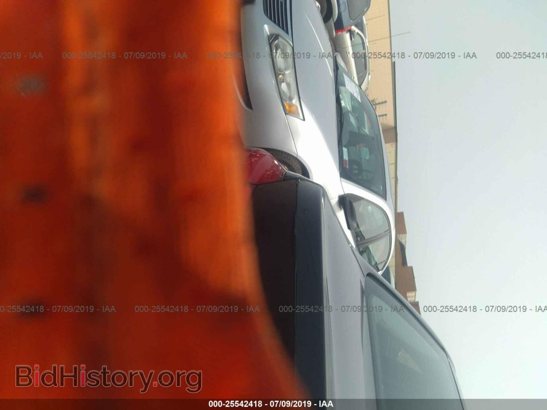 2016 BMW 320 - VIN: WBA8E1G5XGNU12092 - Photo 4