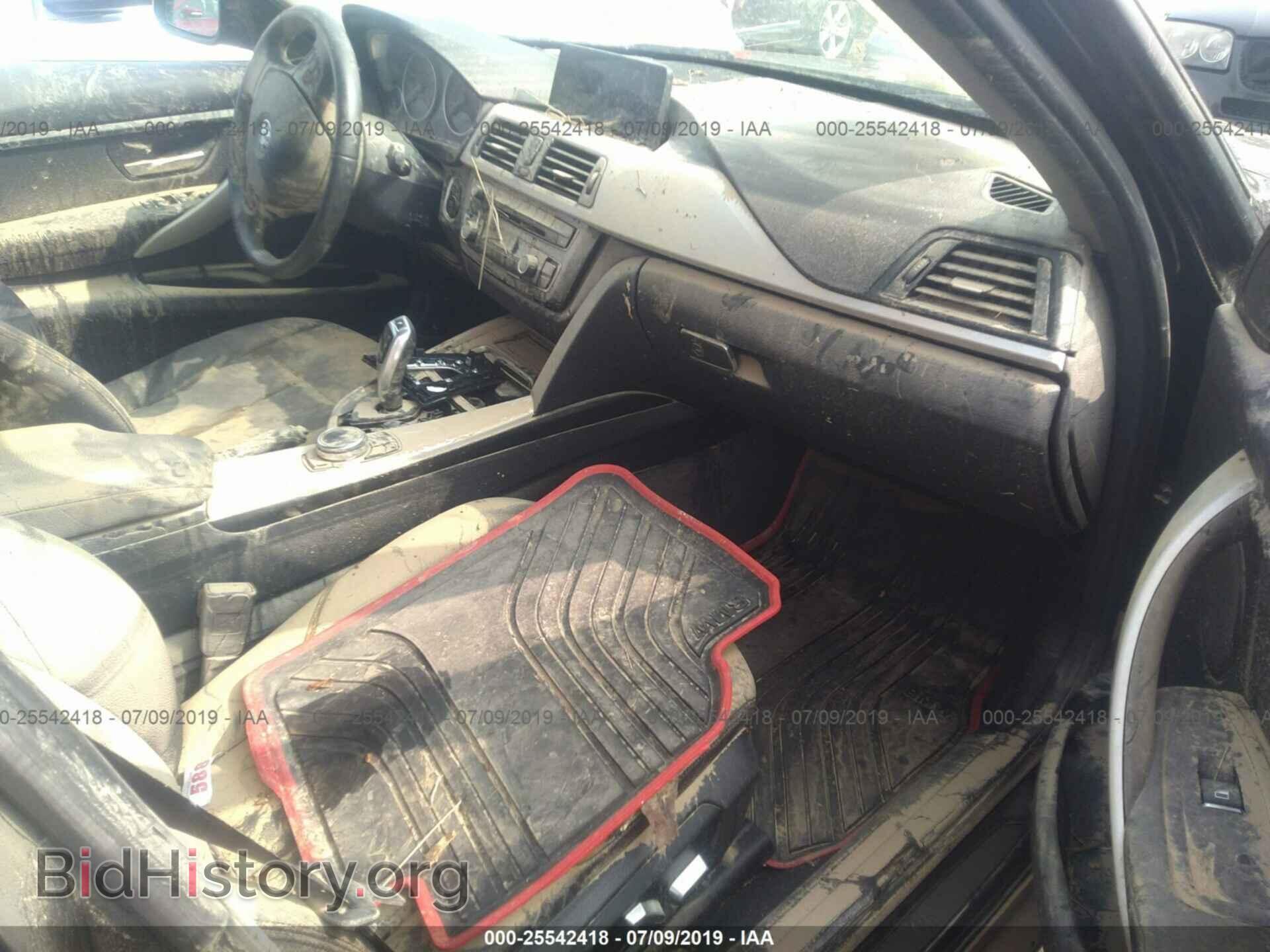 2016 BMW 320 - VIN: WBA8E1G5XGNU12092 - Photo 5