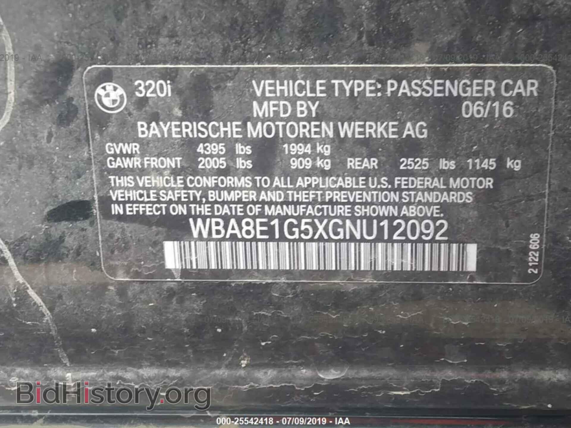 2016 BMW 320 - VIN: WBA8E1G5XGNU12092 - Photo 9