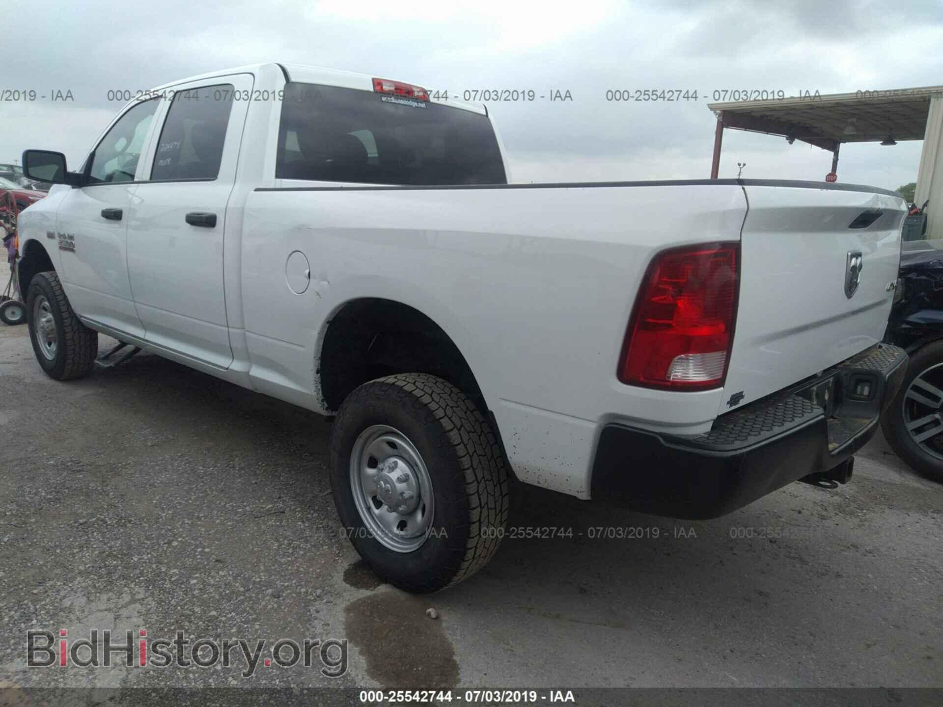 2016 RAM 2500 - VIN: 3C6TR5CT0GG264371 - Фото 3