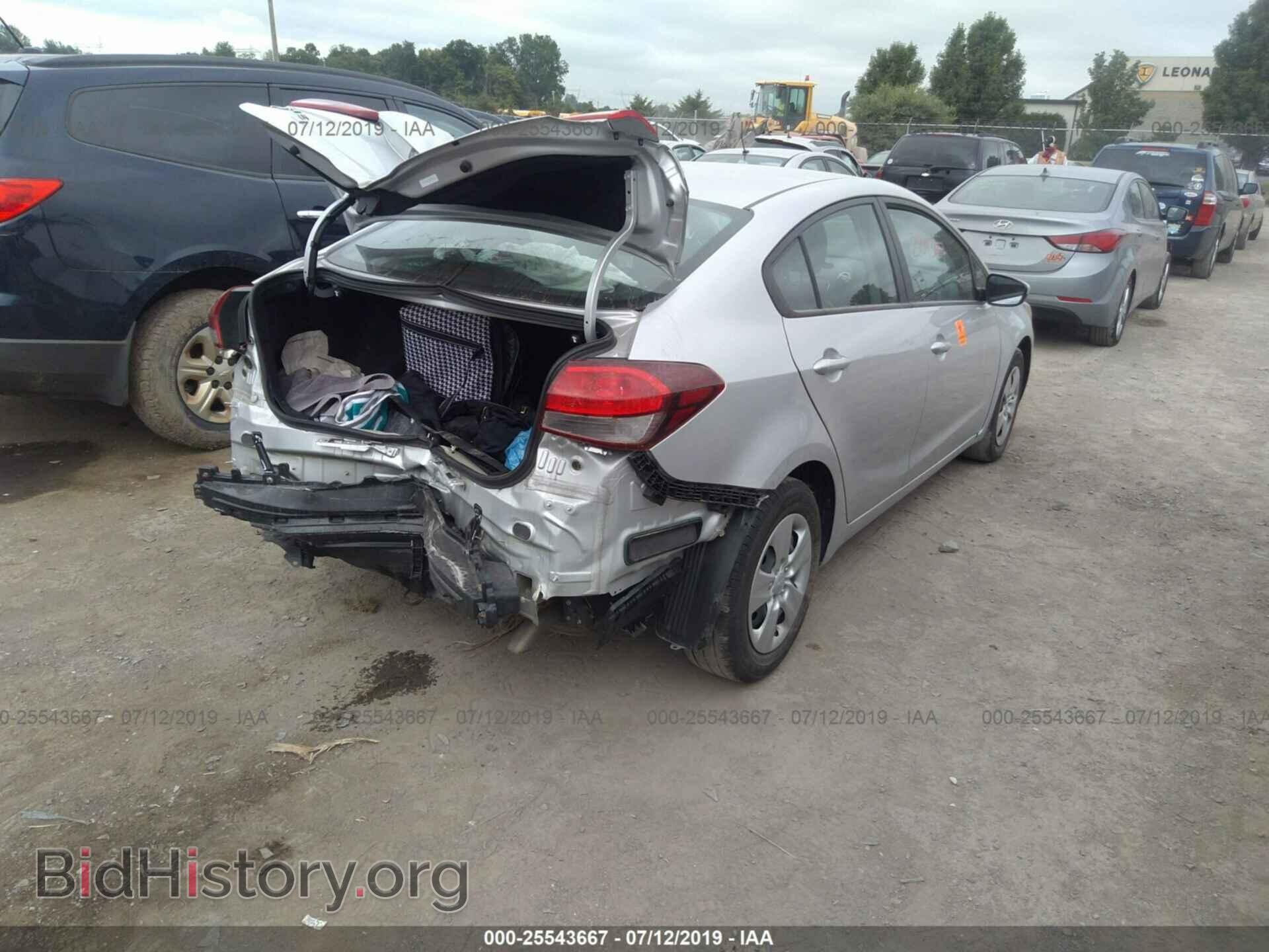 2017 KIA FORTE - VIN: 3KPFK4A78HE088483 - Фото 4