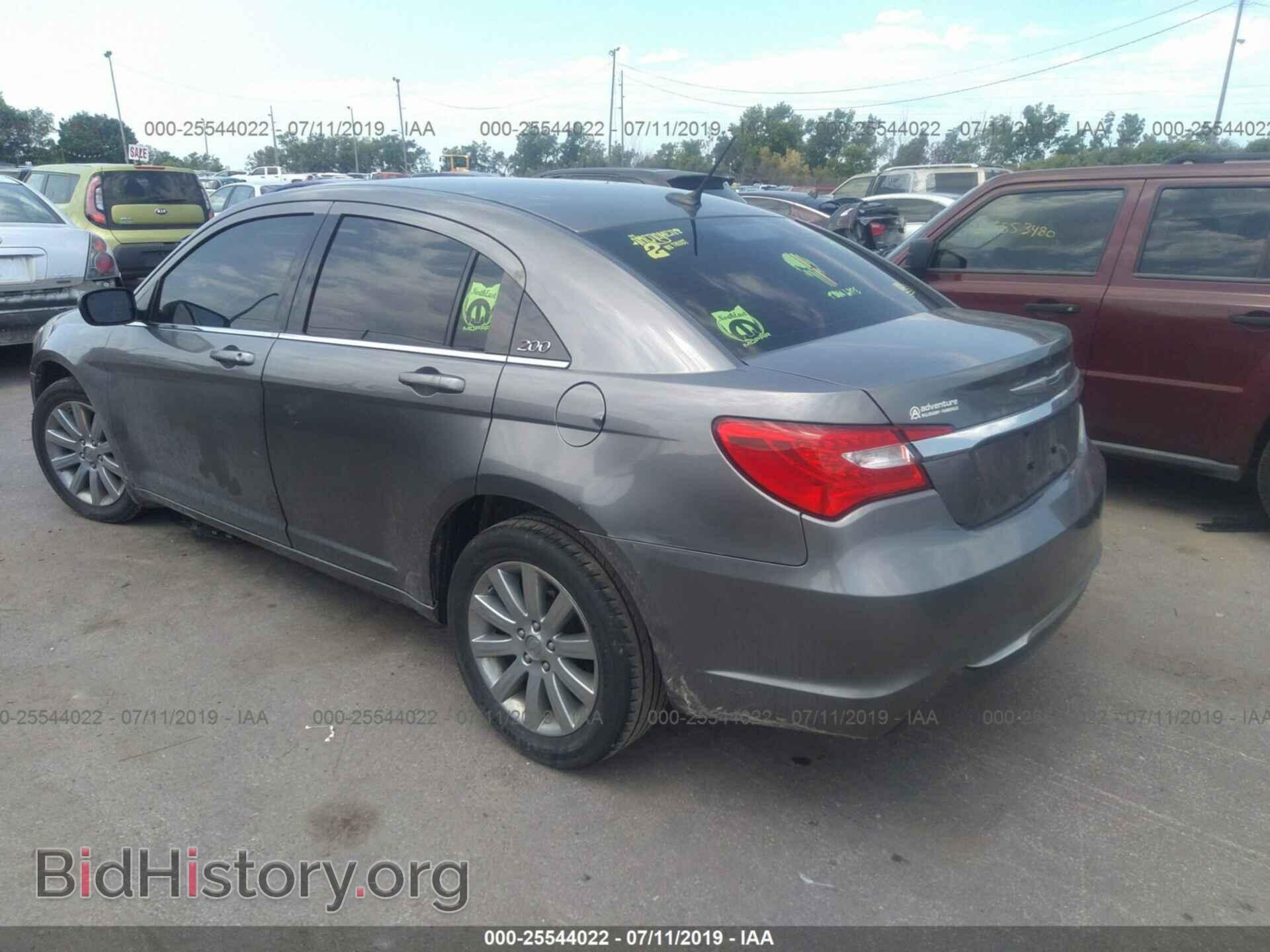 2013 CHRYSLER 200 - VIN: 1C3CCBBB2DN658477 - Фото 3