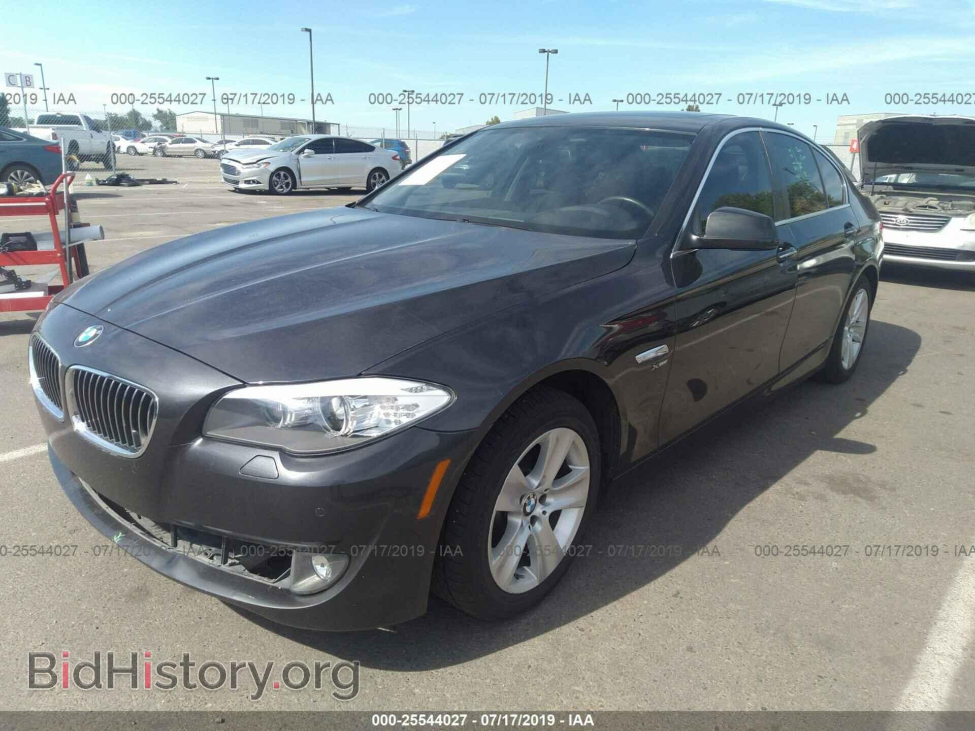 2012 BMW 528 - VIN: WBAXH5C58CDW04580 - Фото 2