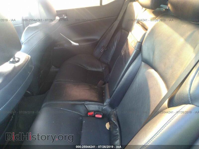 2012 Lexus IS (VIN JTHBF5C24C5163953) — photo 8 of 10
