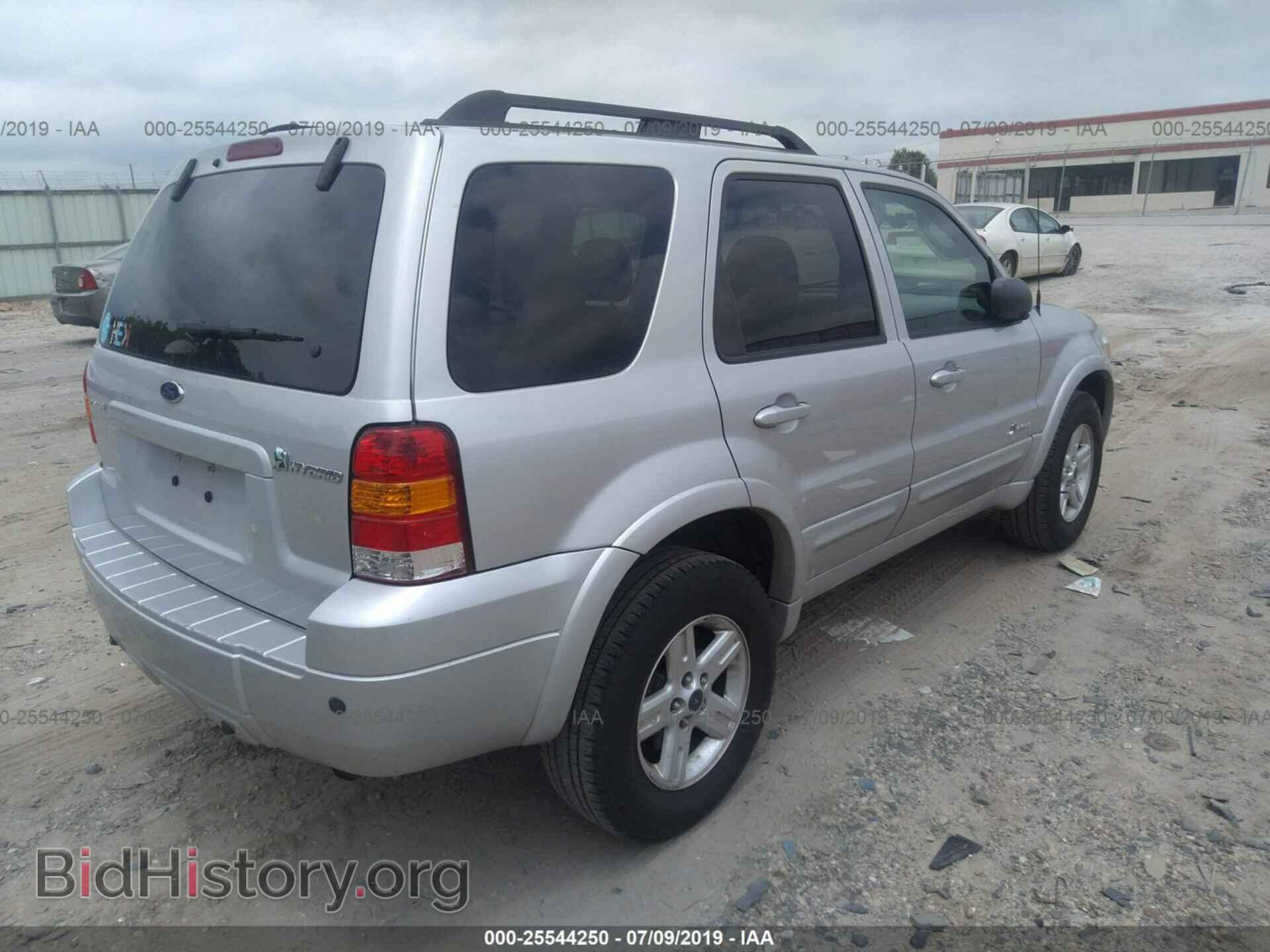 2007 FORD ESCAPE - VIN: 1FMCU49H57KB88428 - Фото 4