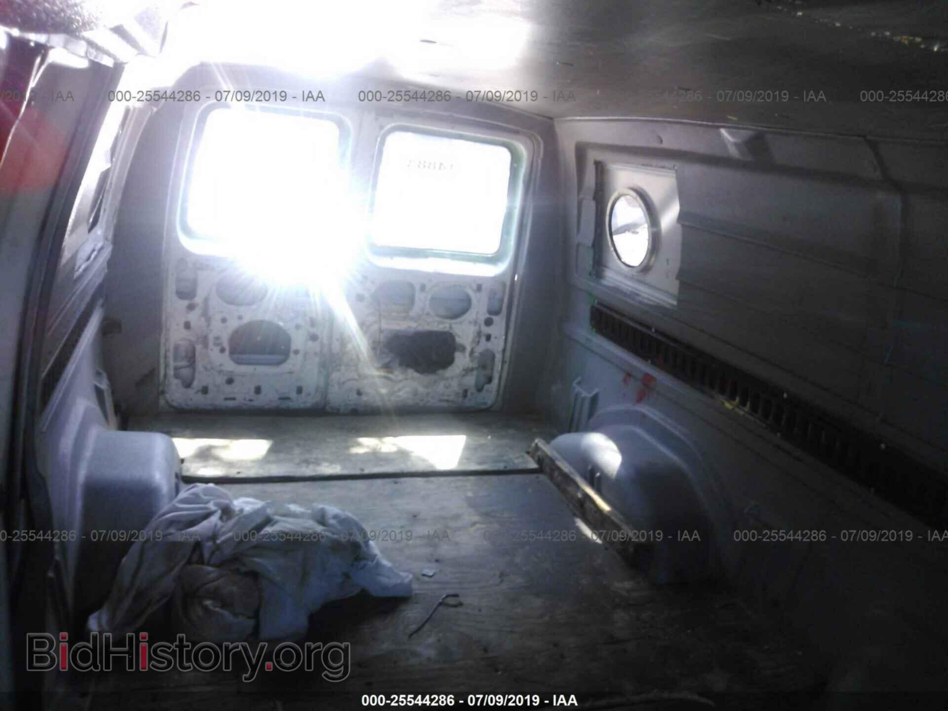2006 FORD ECONOLINE - VIN: 1FTNE24W86DA69439 - Фото 8
