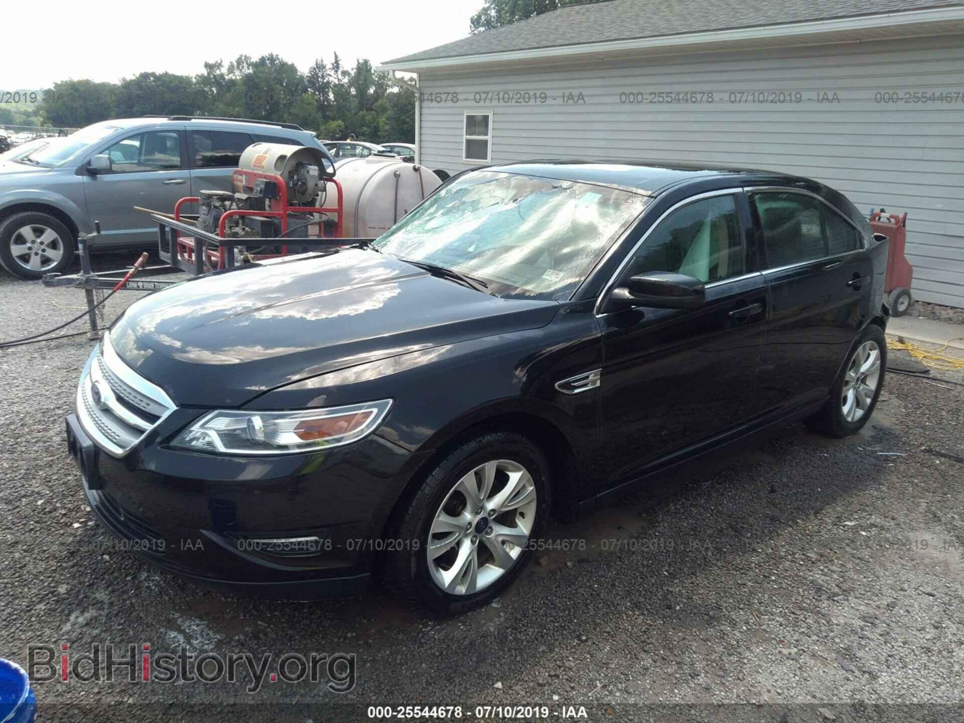 2011 FORD TAURUS - VIN: 1FAHP2EW2BG127355 - Фото 2