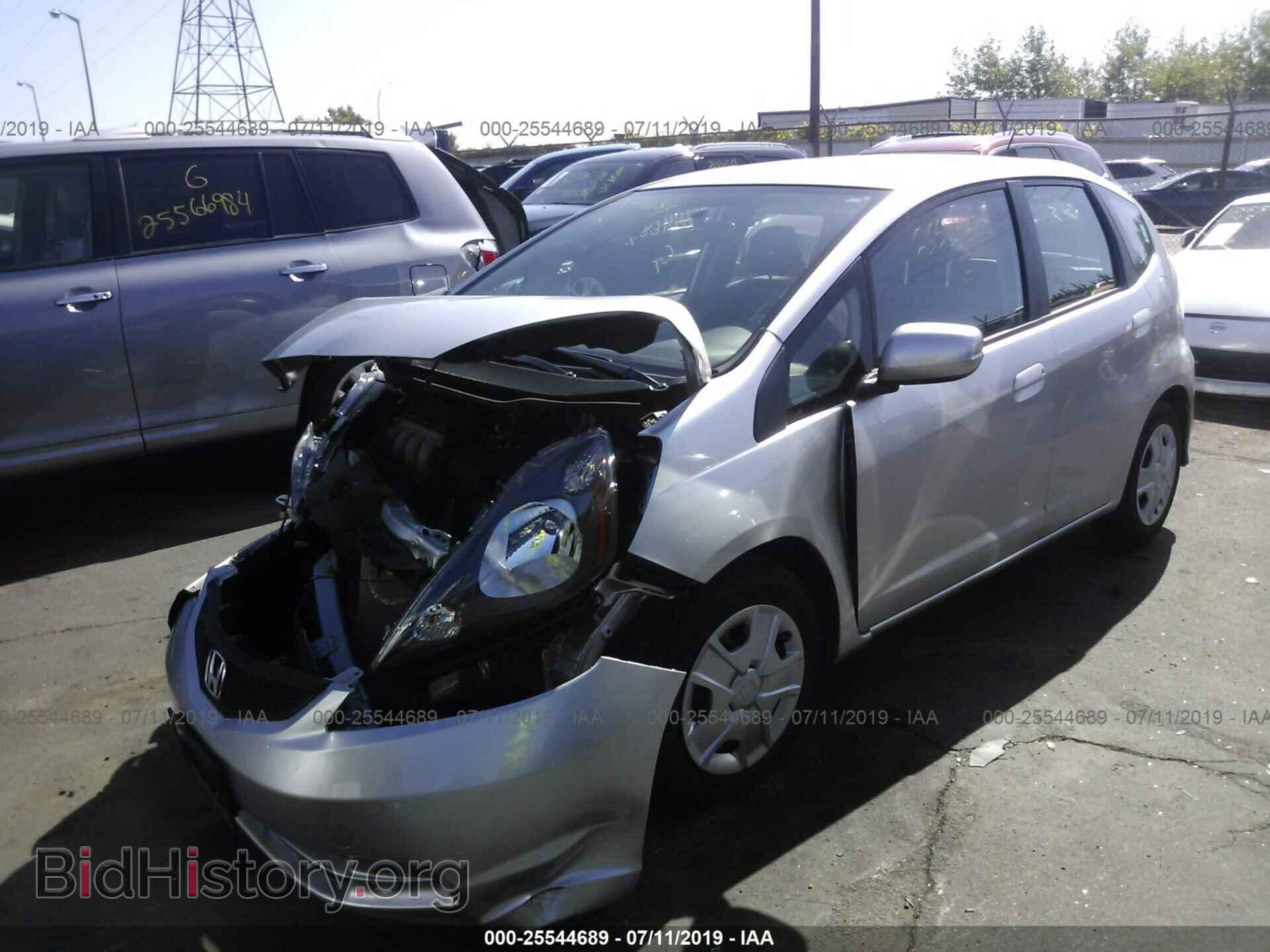 2013 HONDA FIT - VIN: JHMGE8H33DC071130 - Фото 2