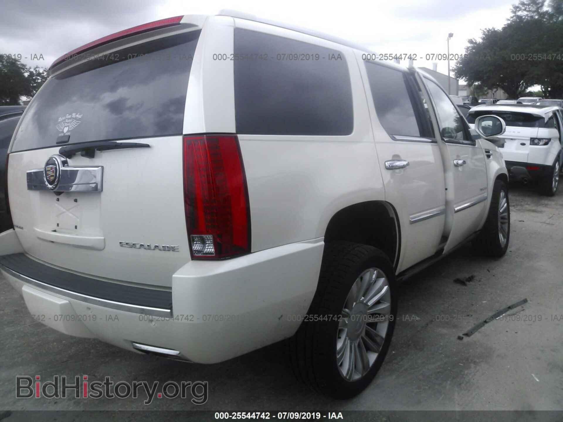 2013 CADILLAC ESCALADE - VIN: 1GYS4DEF4DR232050 - Фото 4