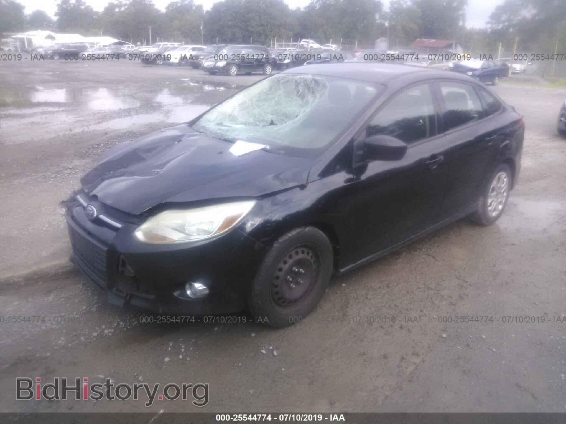 2012 FORD FOCUS - VIN: 1FAHP3F2XCL219596 - Фото 2