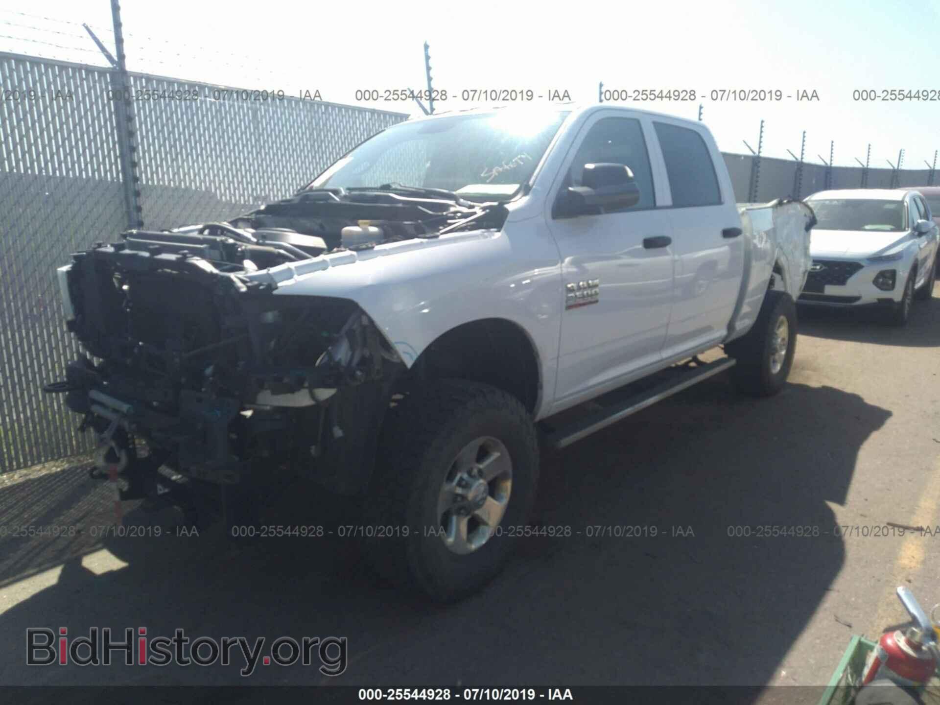 2015 RAM 2500 - VIN: 3C6TR5CJ2FG695033 - Фото 2