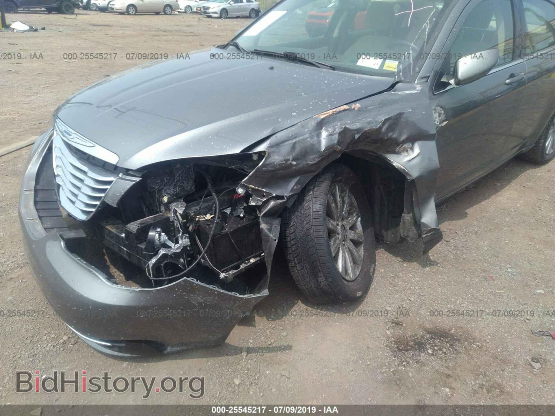 2012 CHRYSLER 200 - VIN: 1C3CCBBB2CN107500 - Фото 6