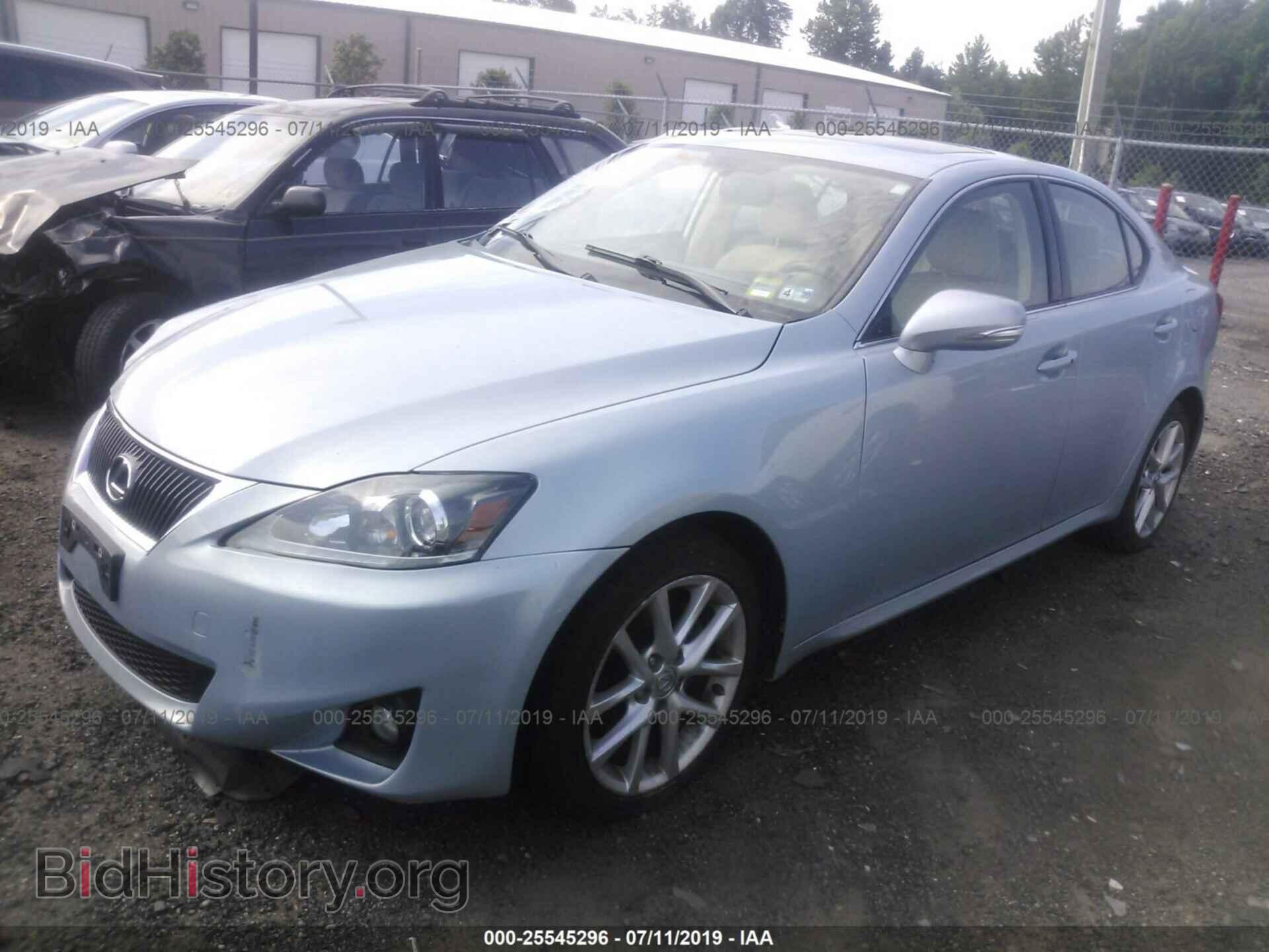 2011 LEXUS IS - VIN: JTHCF5C29B5051913 - Фото 2