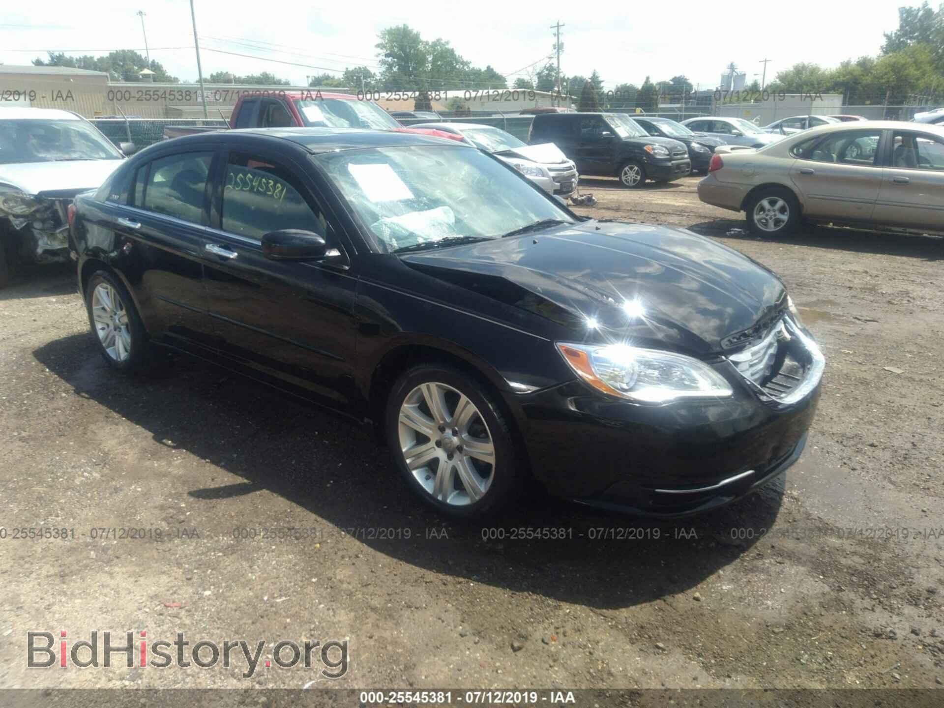 Photo 1C3CCBBB3DN714992 - CHRYSLER 200 2013