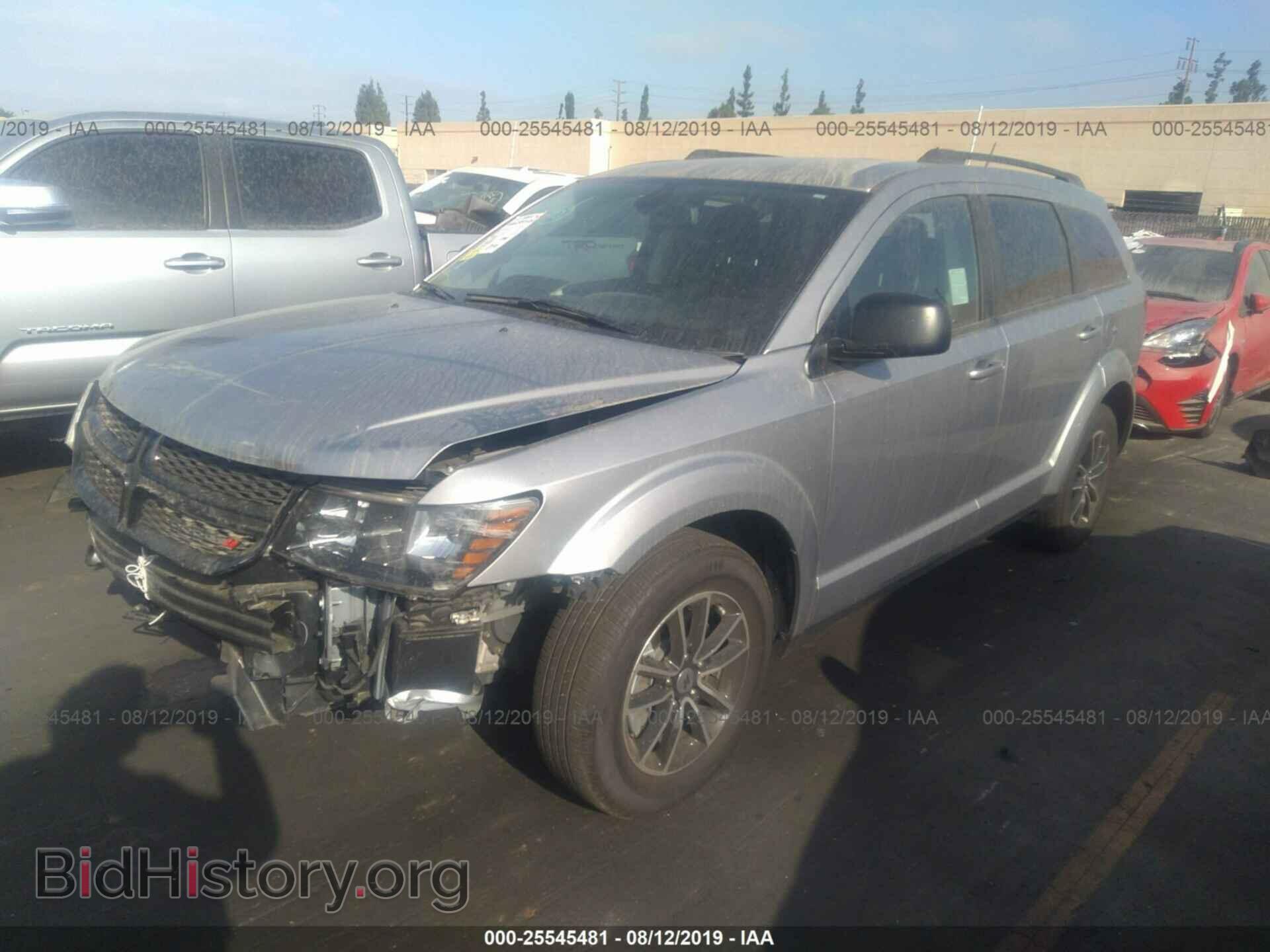 2018 DODGE JOURNEY - VIN: 3C4PDCAB7JT428902 - Фото 2