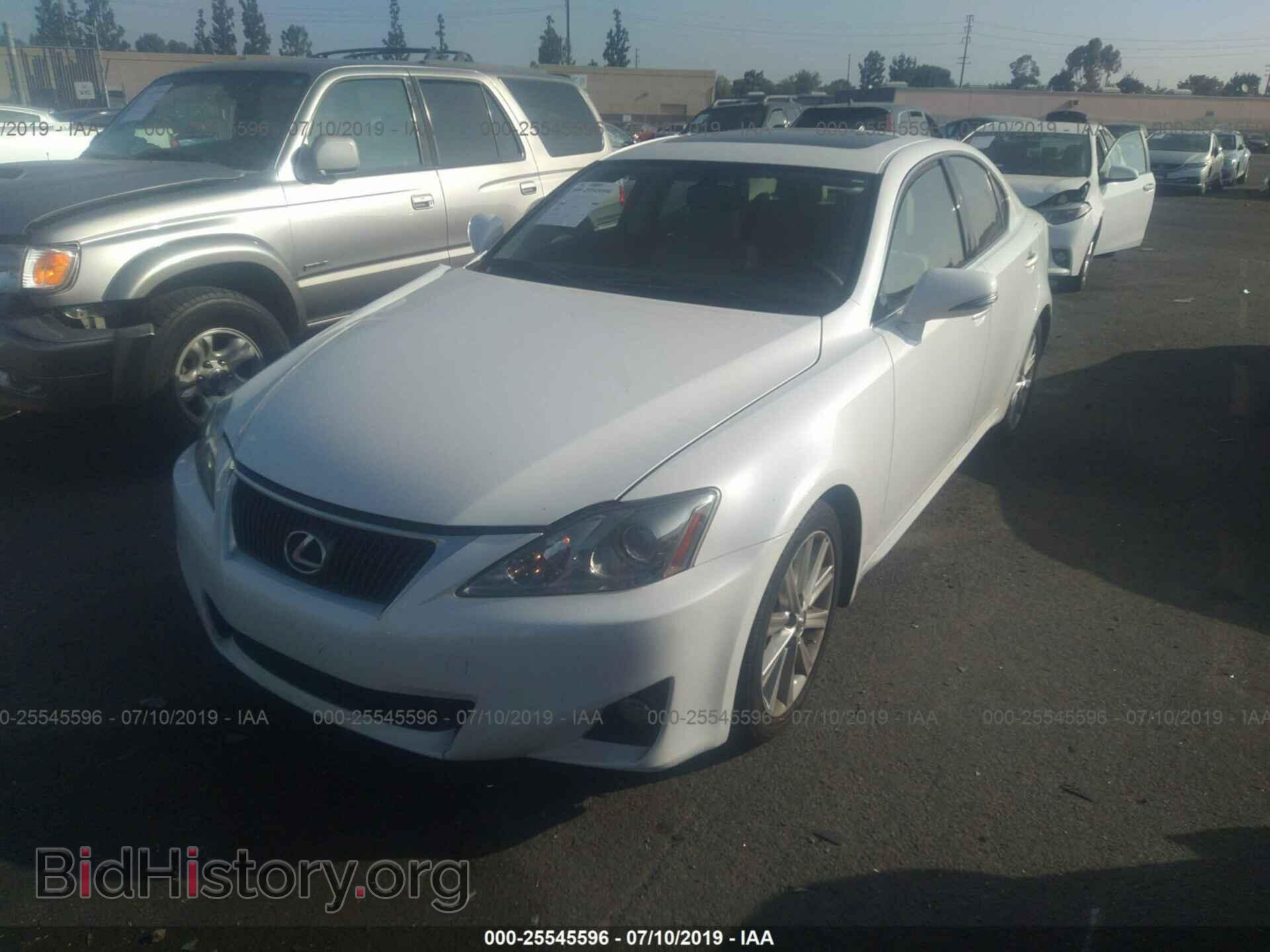 2011 LEXUS IS - VIN: JTHBF5C24B5150568 - Фото 2