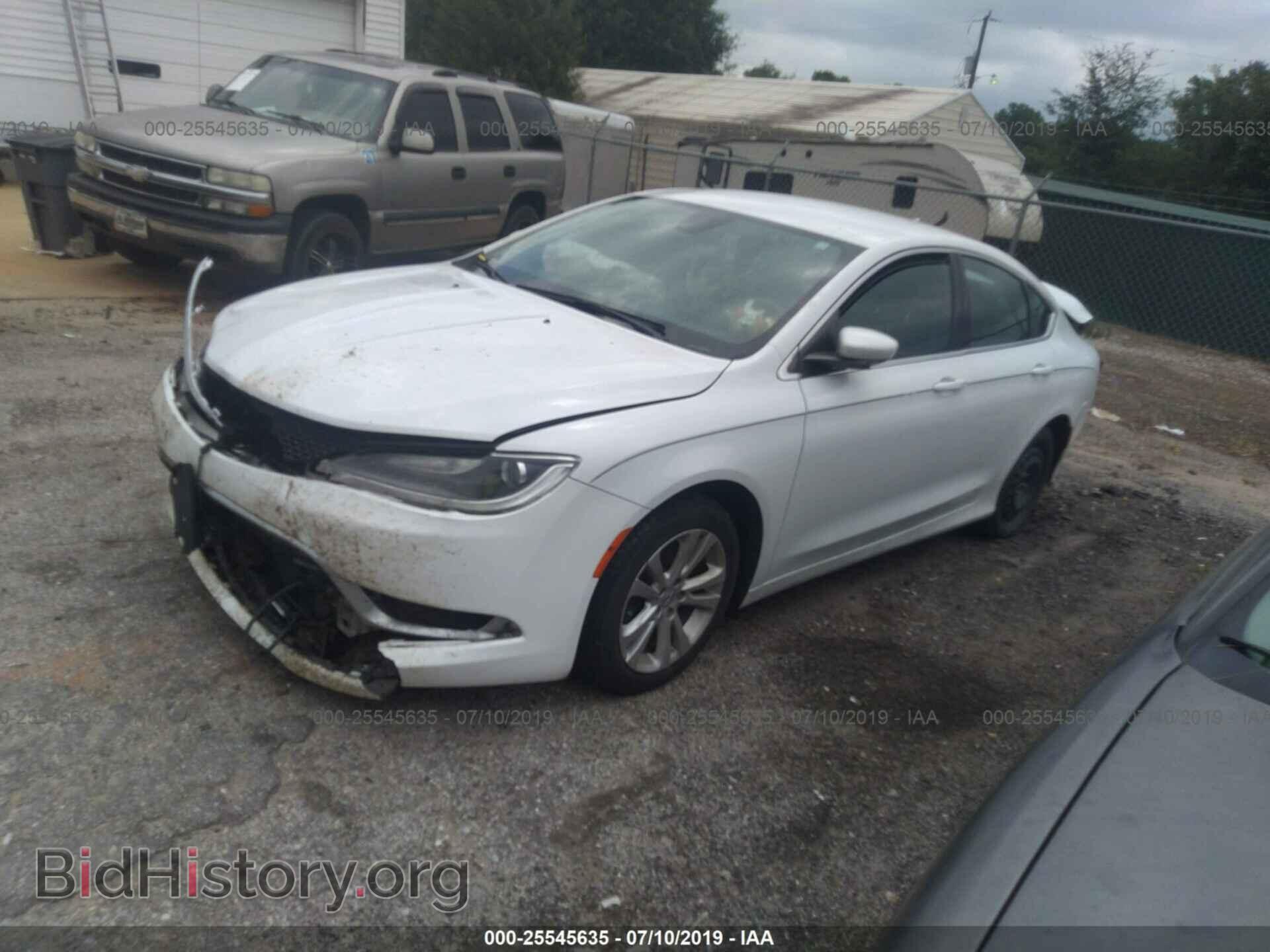 2016 CHRYSLER 200 - VIN: 1C3CCCAB8GN155709 - Фото 2