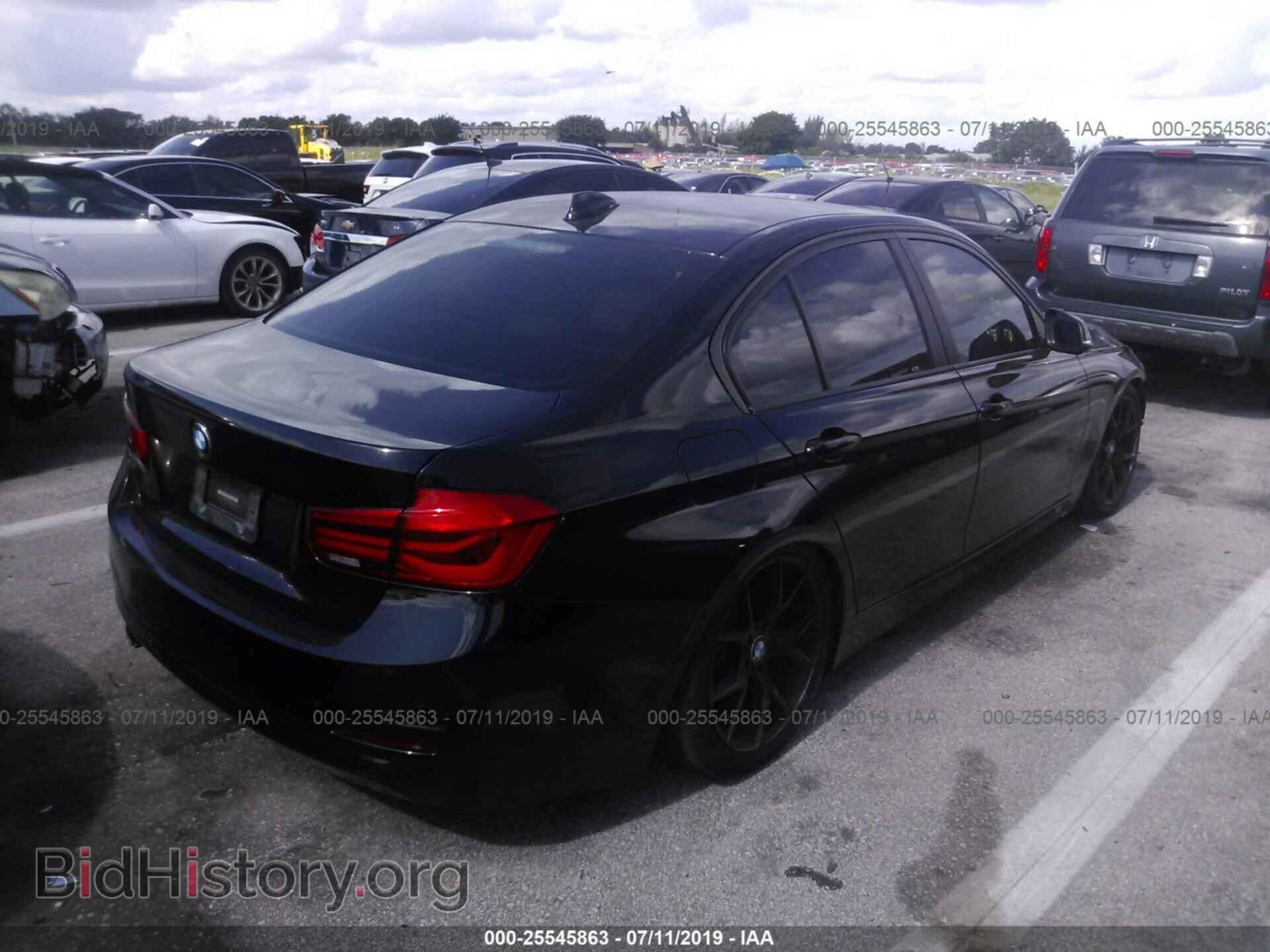 2016 BMW 320 - VIN: WBA8E1G57GNT34757 - Photo 4