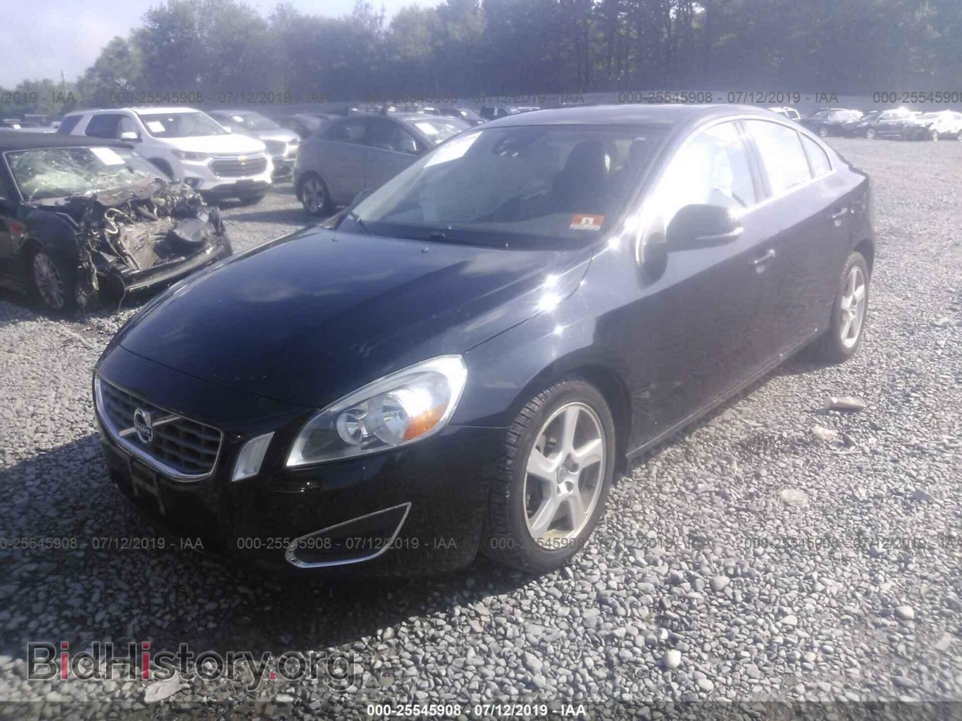 2013 VOLVO S60 - VIN: YV1612FS1D2232008 - Фото 2