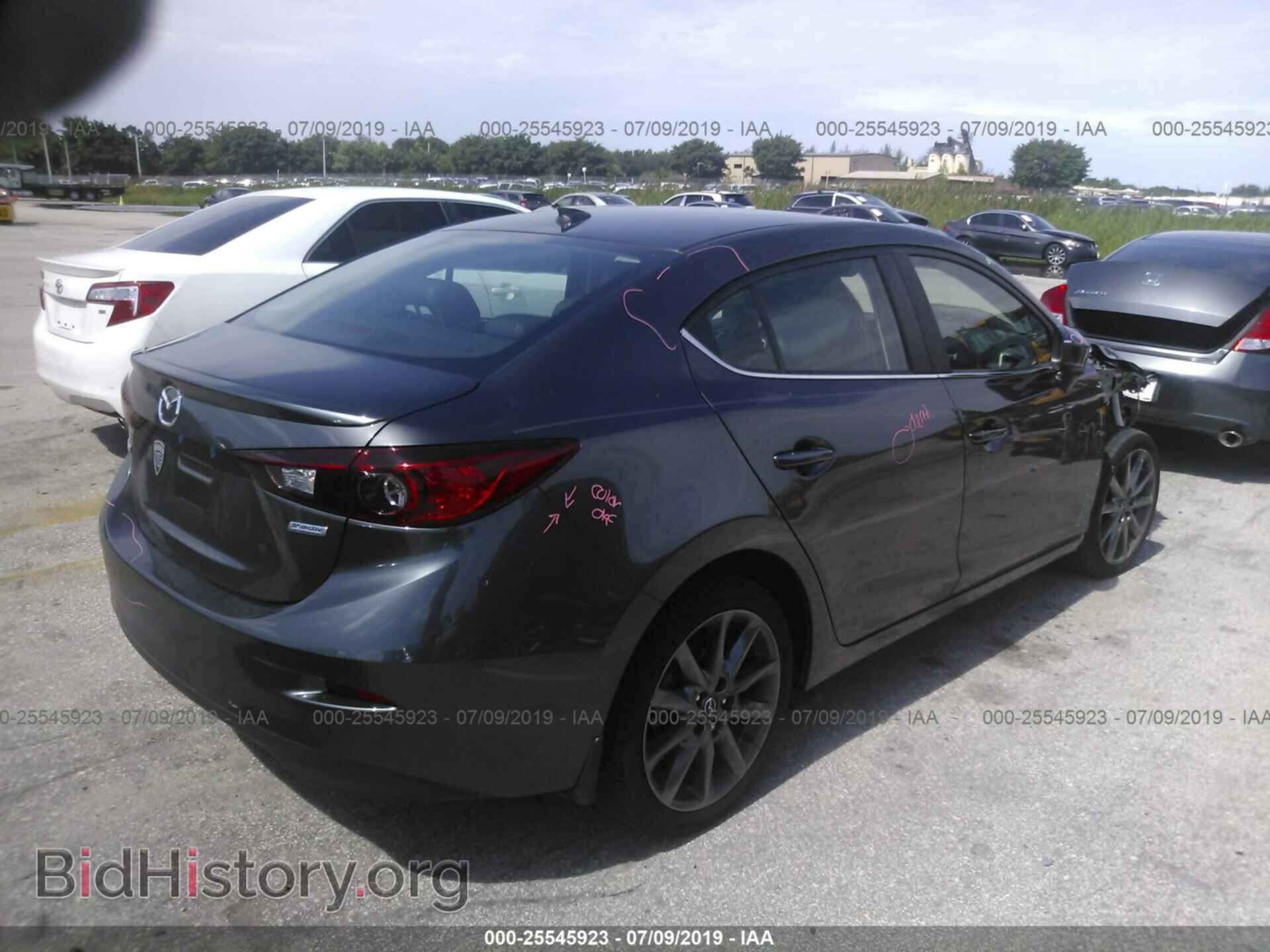 2018 MAZDA 3 - VIN: 3MZBN1V35JM212374 - Фото 4