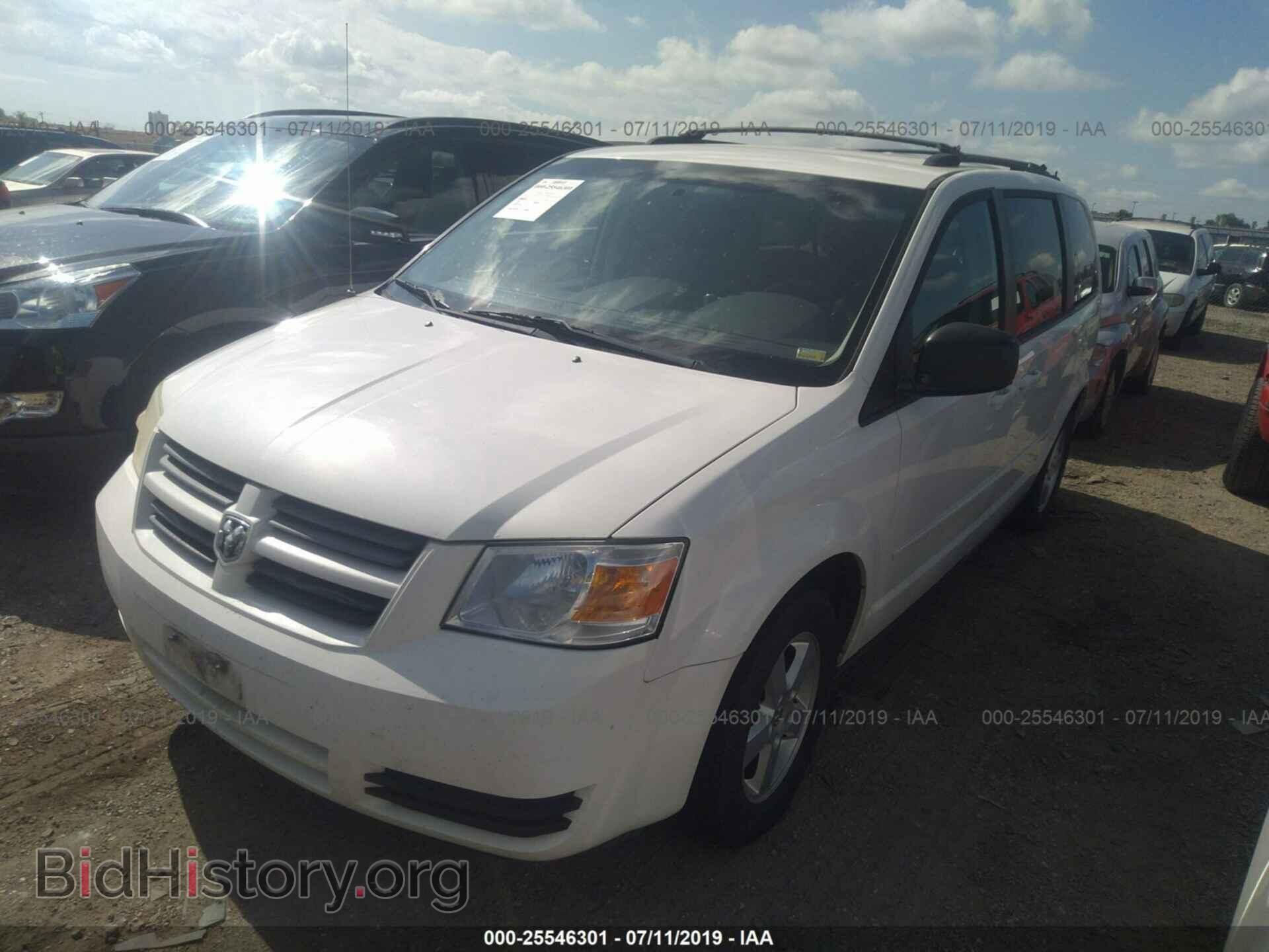 2010 DODGE GRAND CARAVAN - VIN: 2D4RN3D16AR332371 - Фото 2