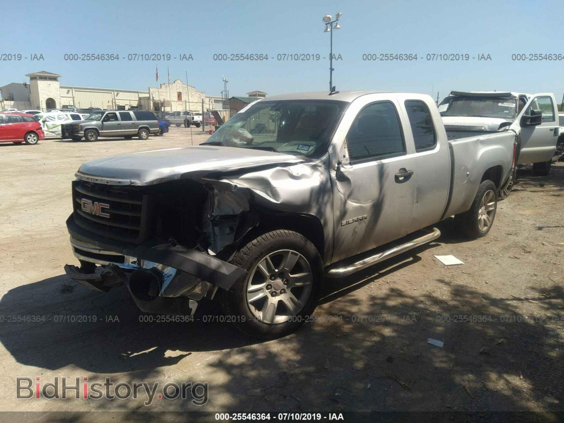 2011 GMC SIERRA - VIN: 1GTR1TEX4BZ154012 - Фото 2