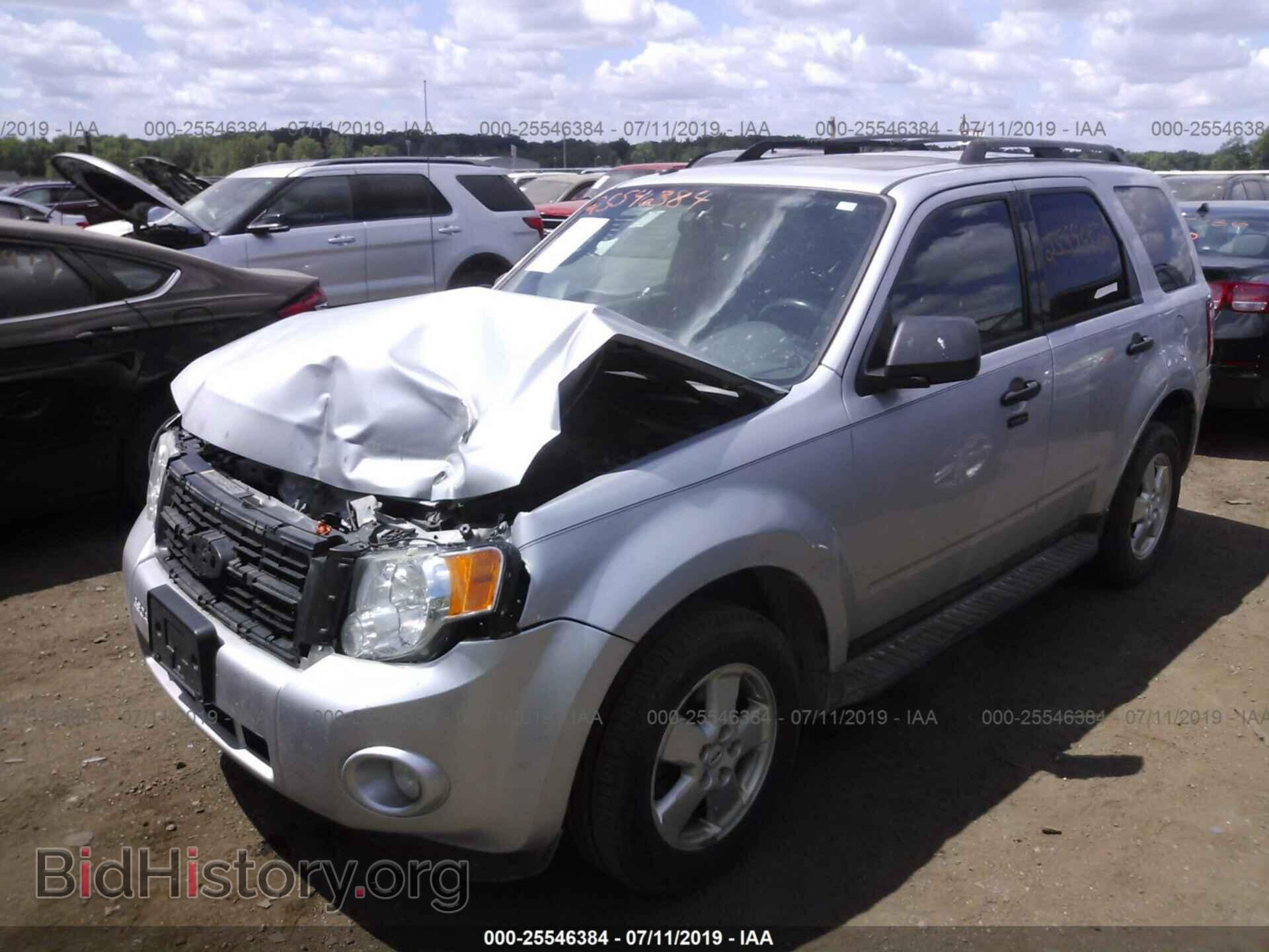 2011 FORD ESCAPE - VIN: 1FMCU9D79BKB71412 - Фото 2