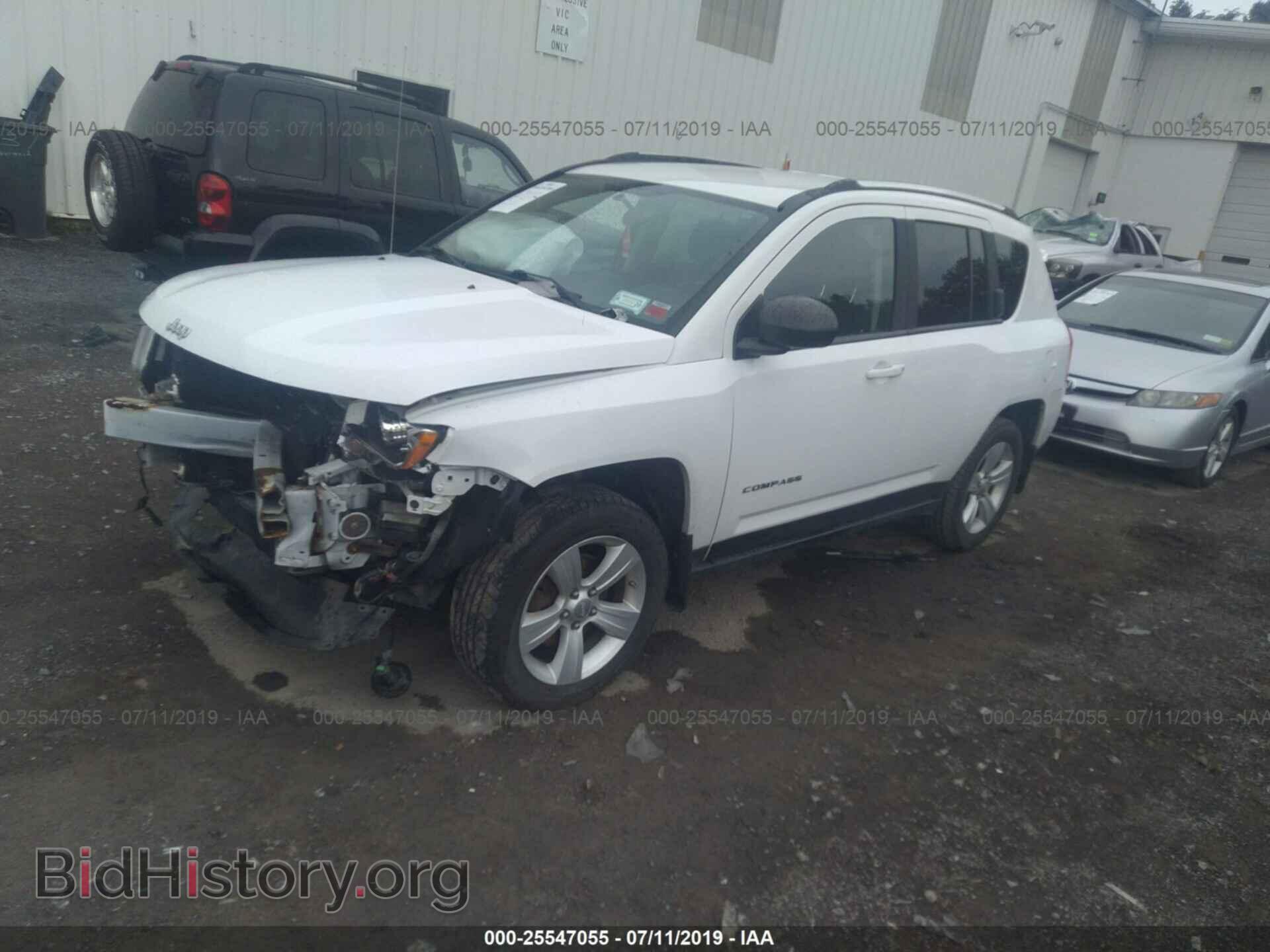 2012 JEEP COMPASS - VIN: 1C4NJDEB6CD651165 - Photo 2