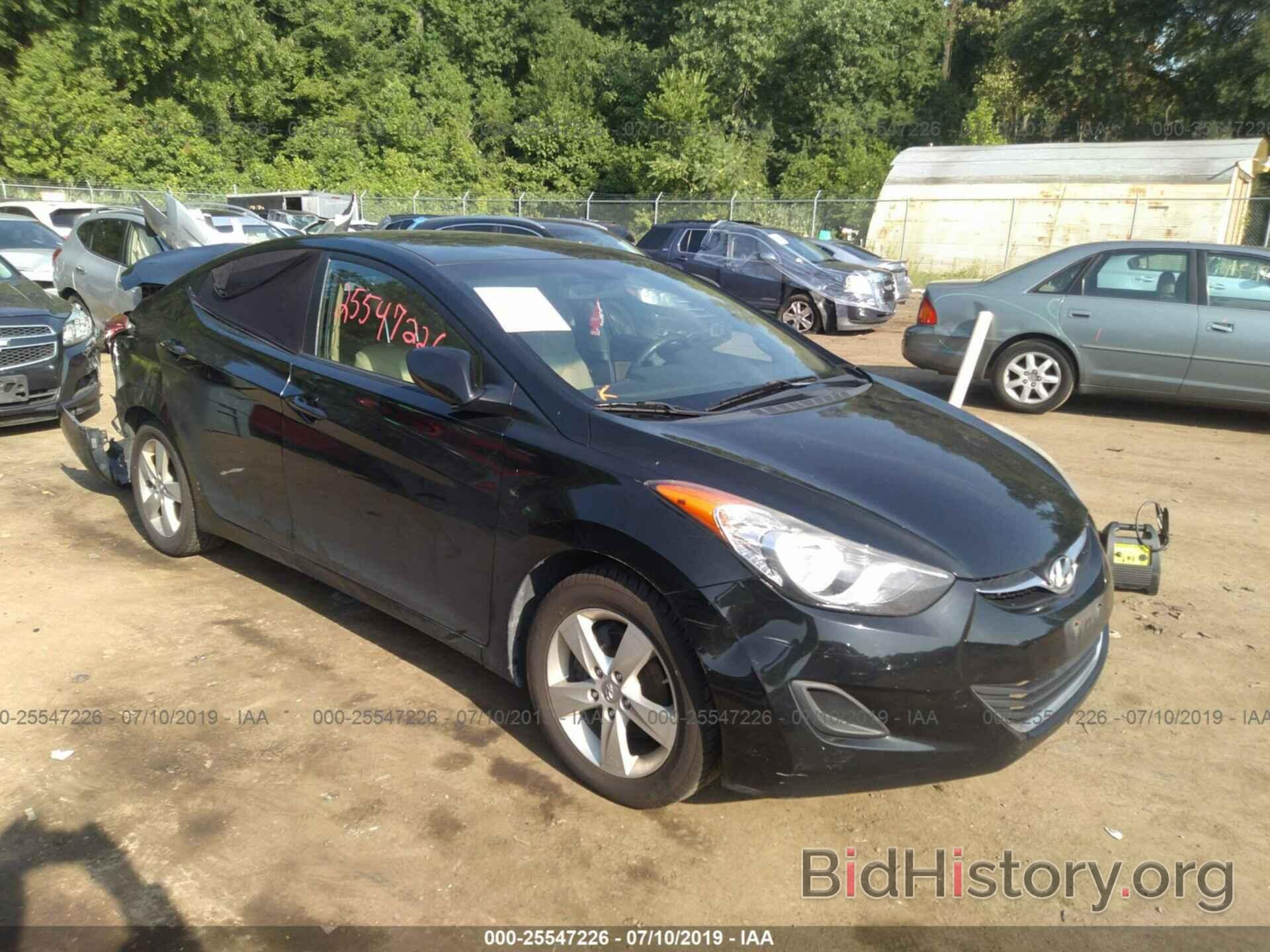 Photo KMHDH4AE6BU104575 - HYUNDAI ELANTRA 2011