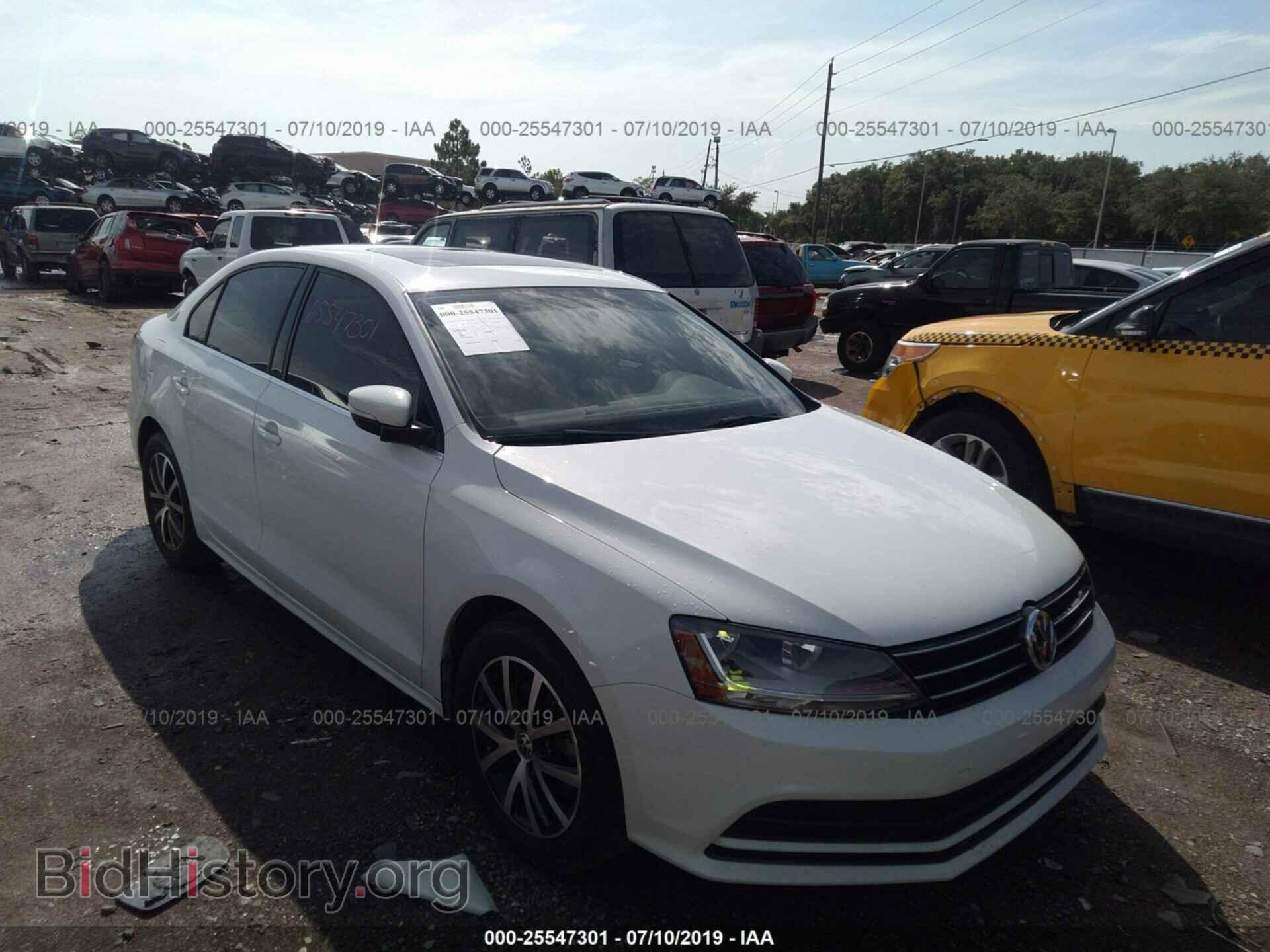 Фотография 3VWDB7AJ6HM310980 - VOLKSWAGEN JETTA 2017