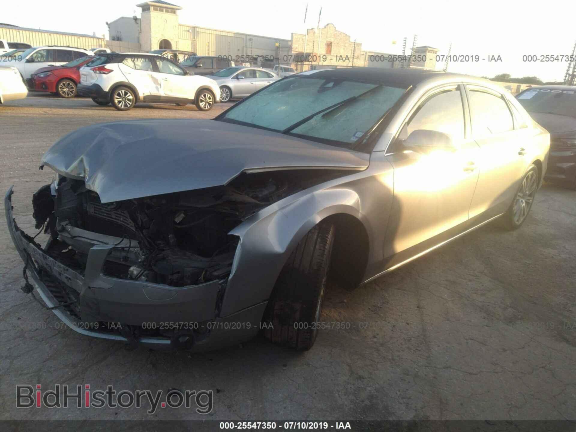 2011 AUDI A8 - VIN: WAURVAFD9BN025653 - Фото 2
