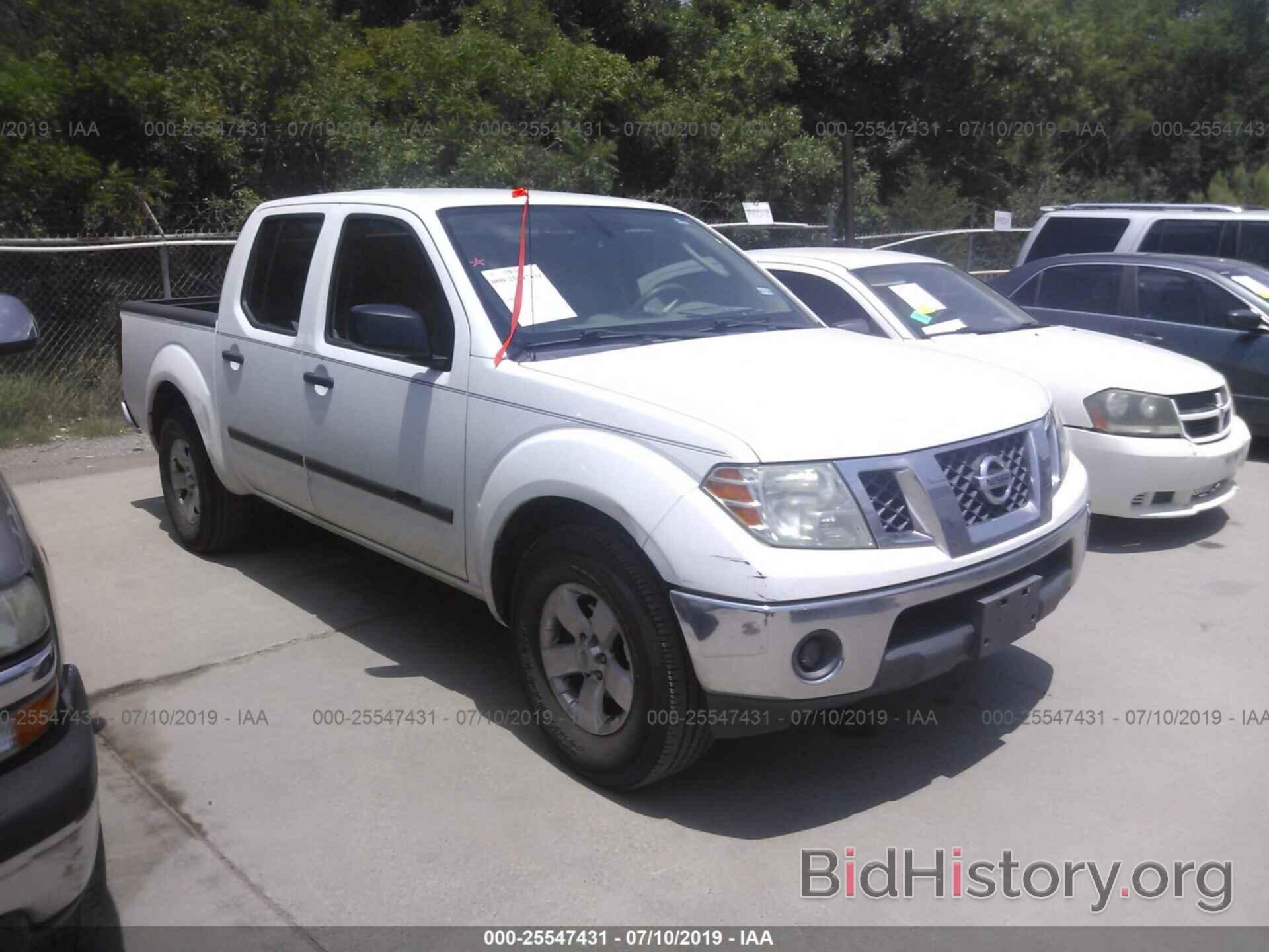 Photo 1N6AD0ER0BC439990 - NISSAN FRONTIER 2011