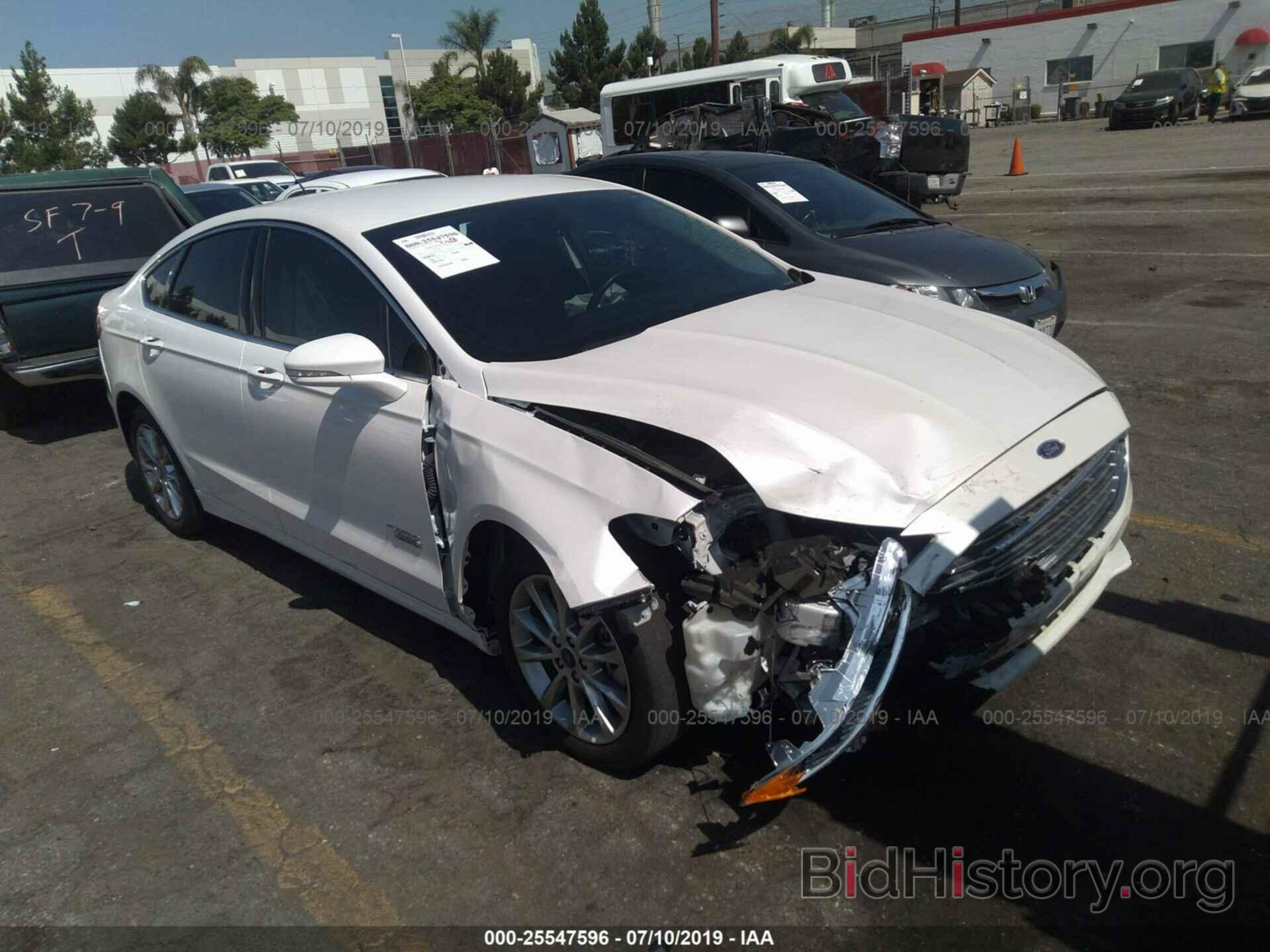 Photo 3FA6P0PU6HR379764 - FORD FUSION 2017