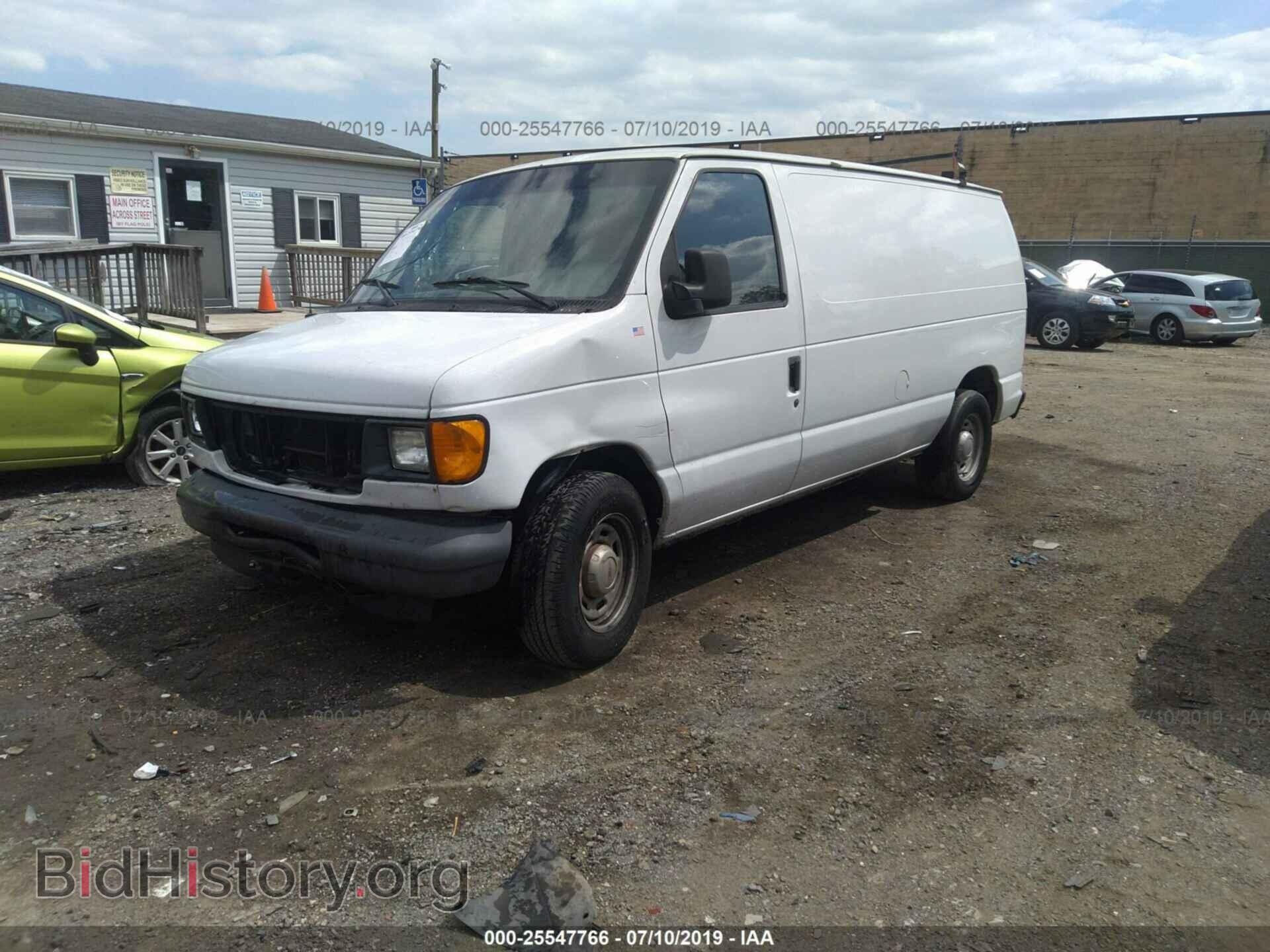 2005 FORD ECONOLINE - VIN: 1FTRE14WX5HB41714 - Фото 2
