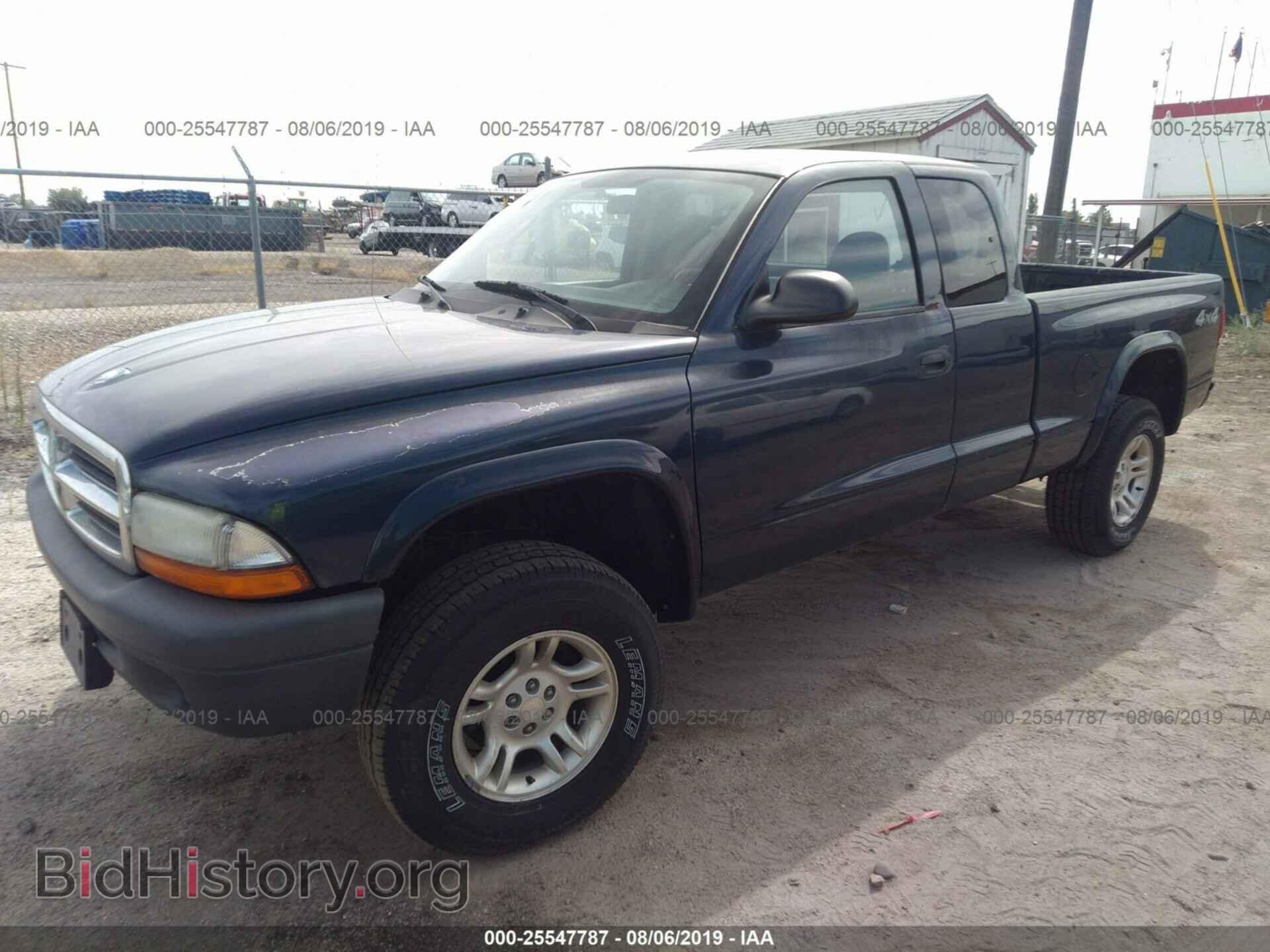 2004 DODGE DAKOTA - VIN: 1D7HG12K44S555942 - Фото 2