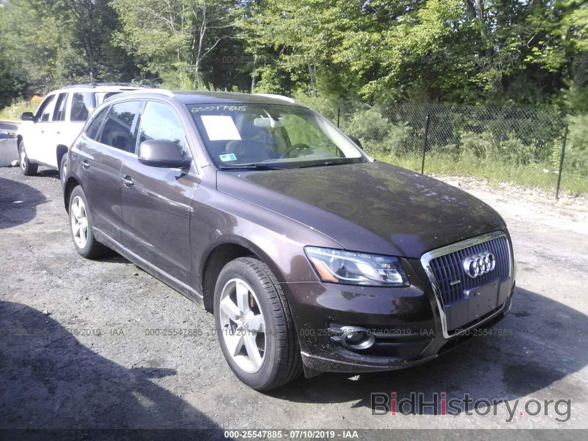 Photo WA1LFAFPXBA063801 - AUDI Q5 2011