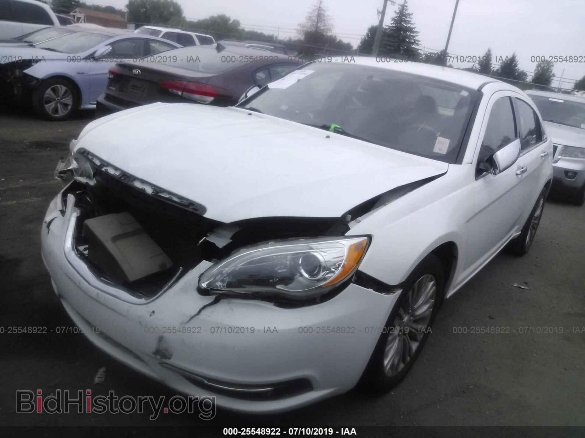 2012 CHRYSLER 200 - VIN: 1C3CCBCB2CN283641 - Фото 2