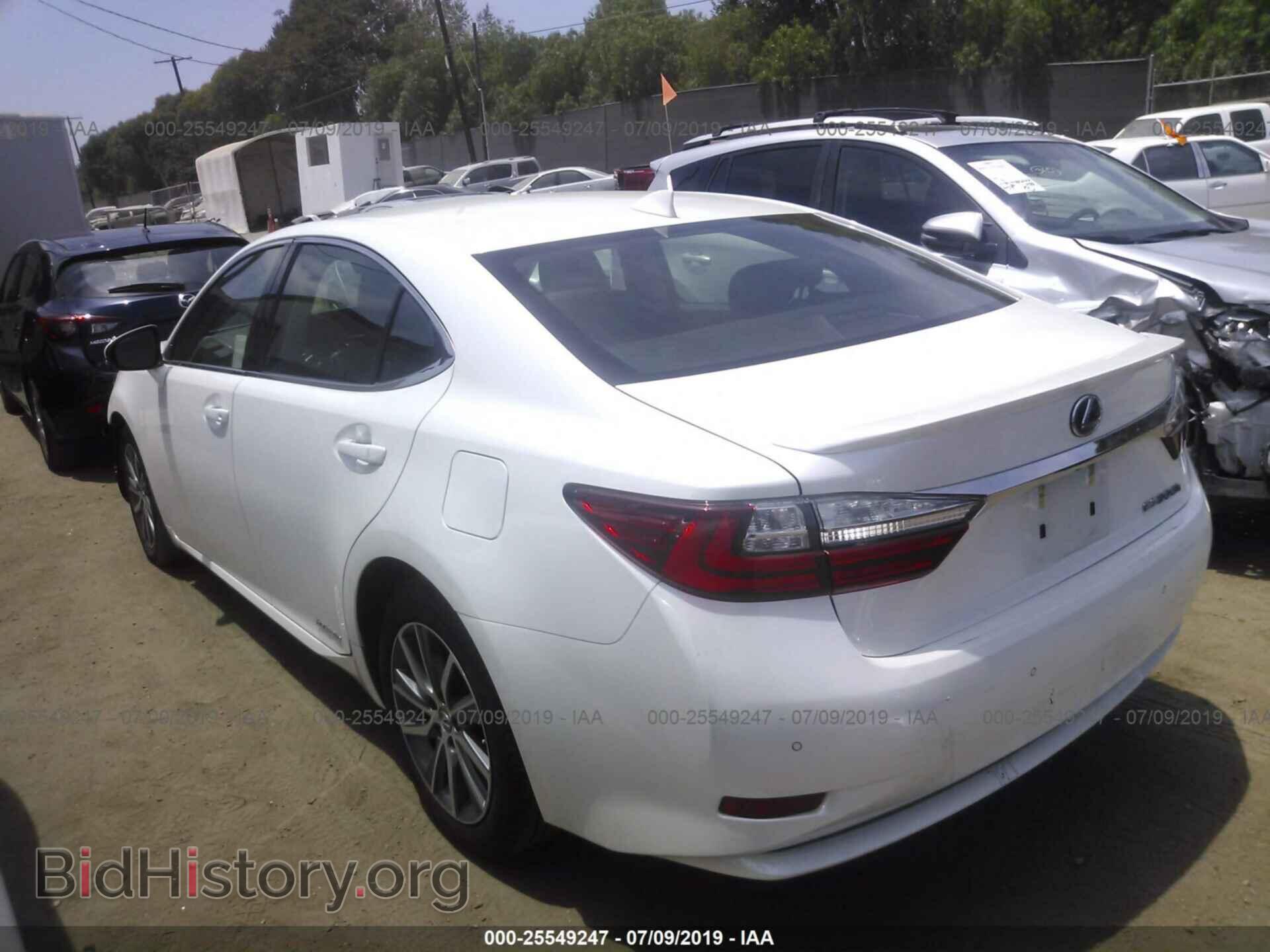 2017 LEXUS ES - VIN: JTHBW1GG0H2137518 - Photo 3