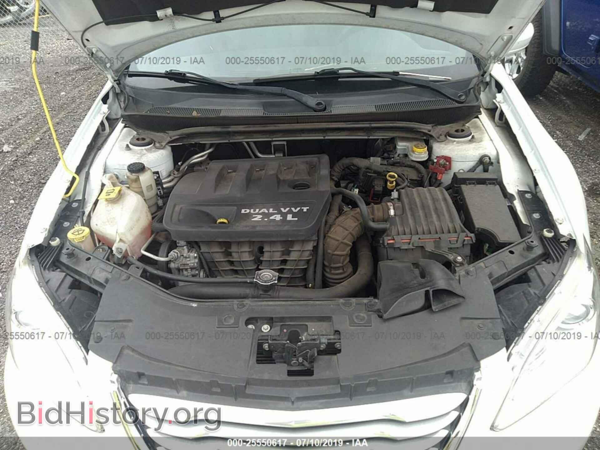 2012 CHRYSLER 200 - VIN: 1C3CCBAB5CN149385 - Фото 10