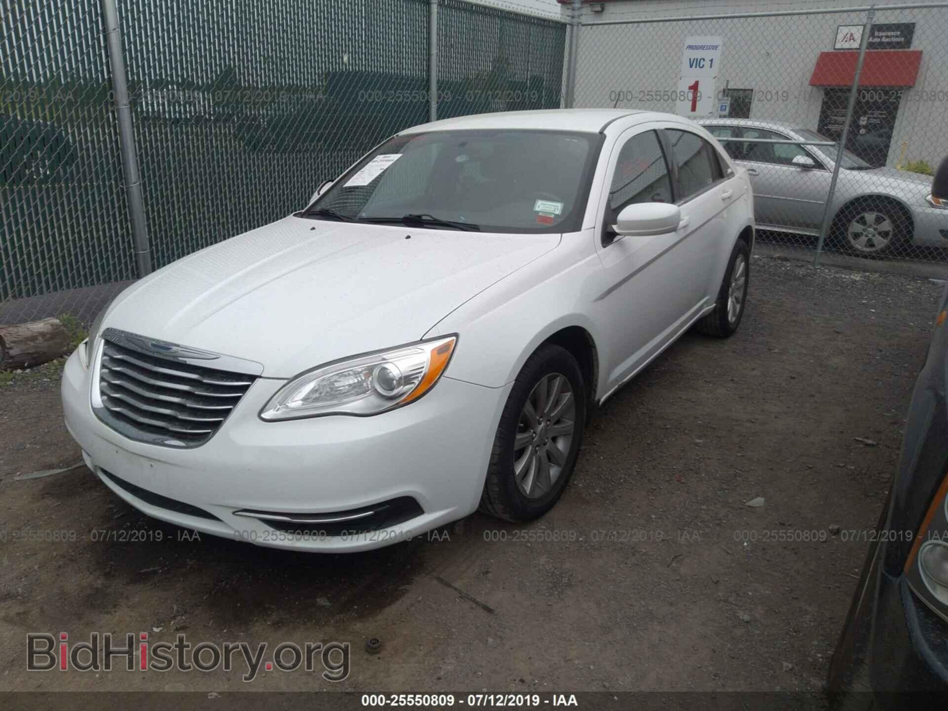 2013 CHRYSLER 200 - VIN: 1C3CCBBBXDN500646 - Photo 2