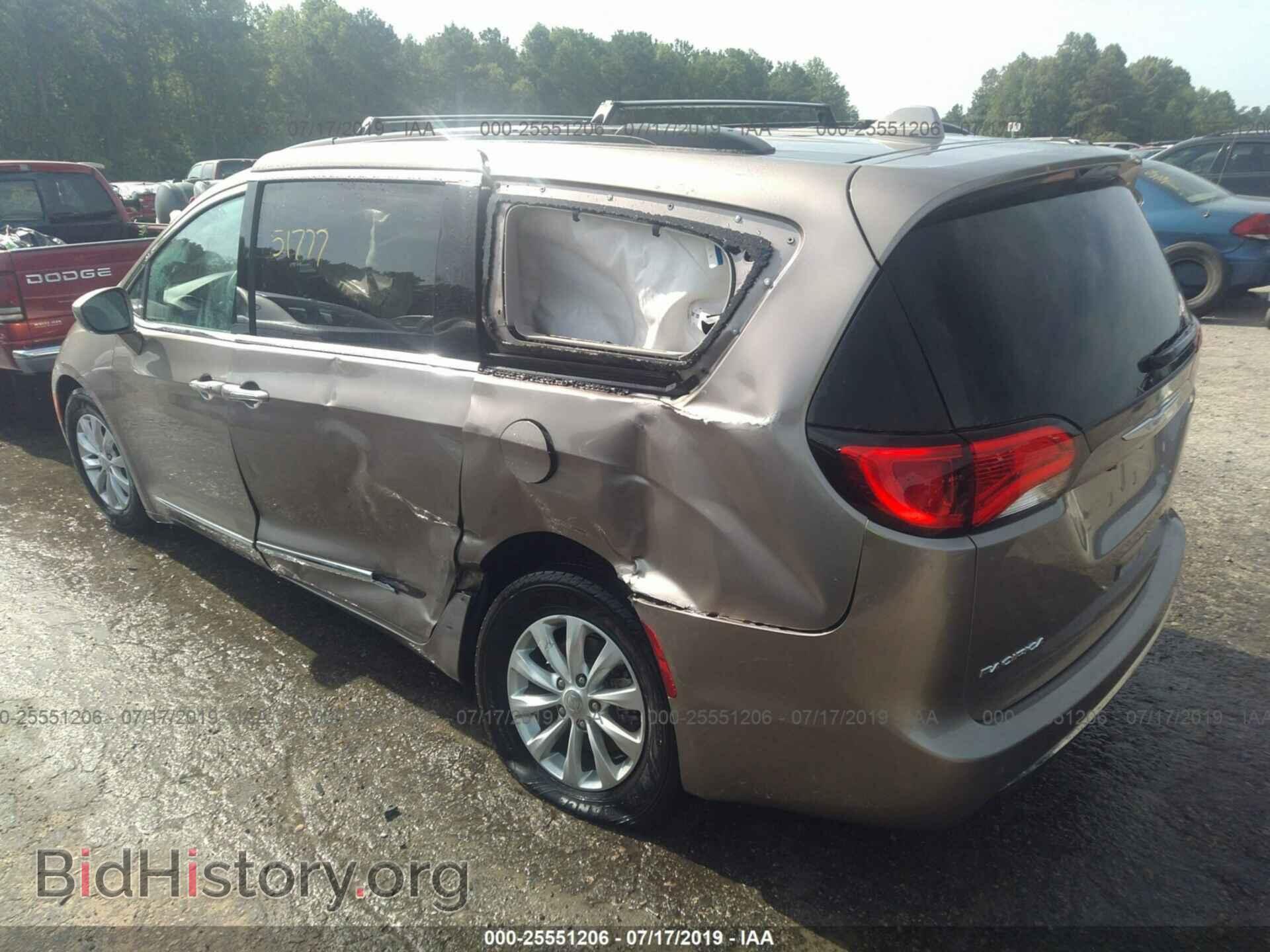 2017 CHRYSLER PACIFICA - VIN: 2C4RC1BG4HR540175 - Фото 3