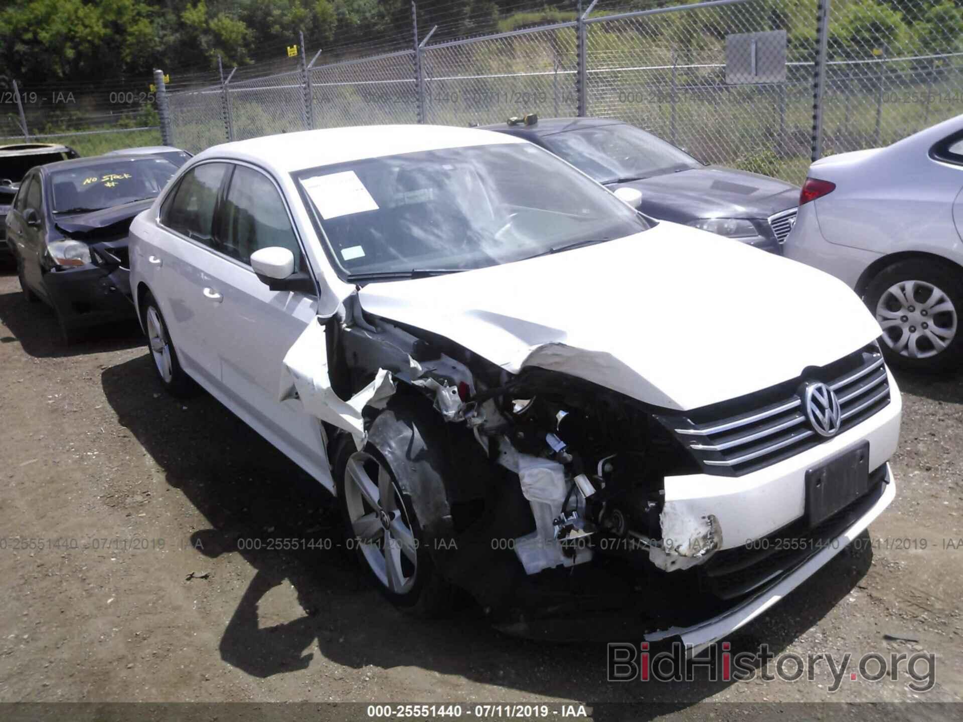 Photo 1VWBS7A33FC013303 - VOLKSWAGEN PASSAT 2015