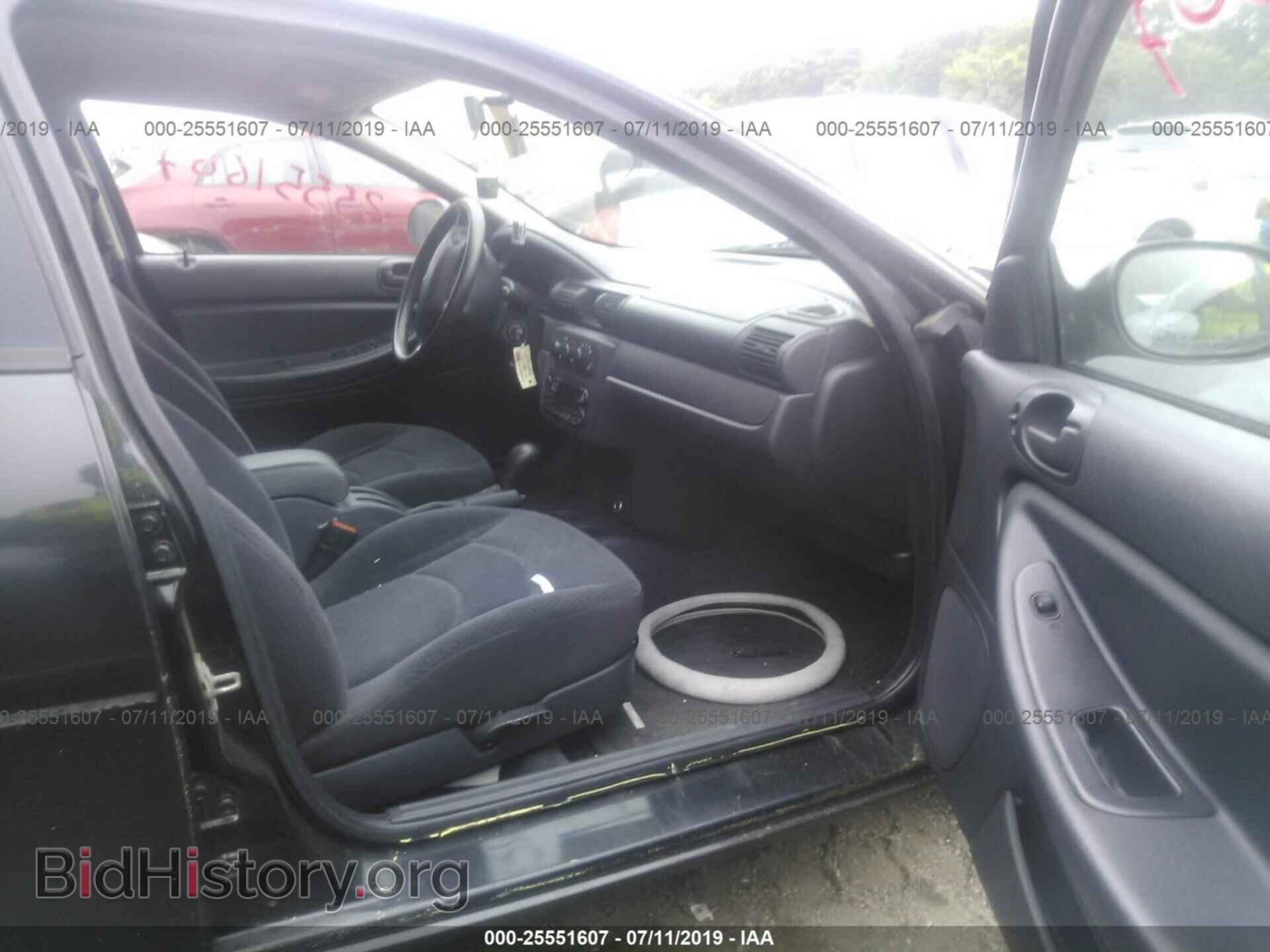 2004 CHRYSLER SEBRING - VIN: 1C3EL46X14N126969 - Фото 5