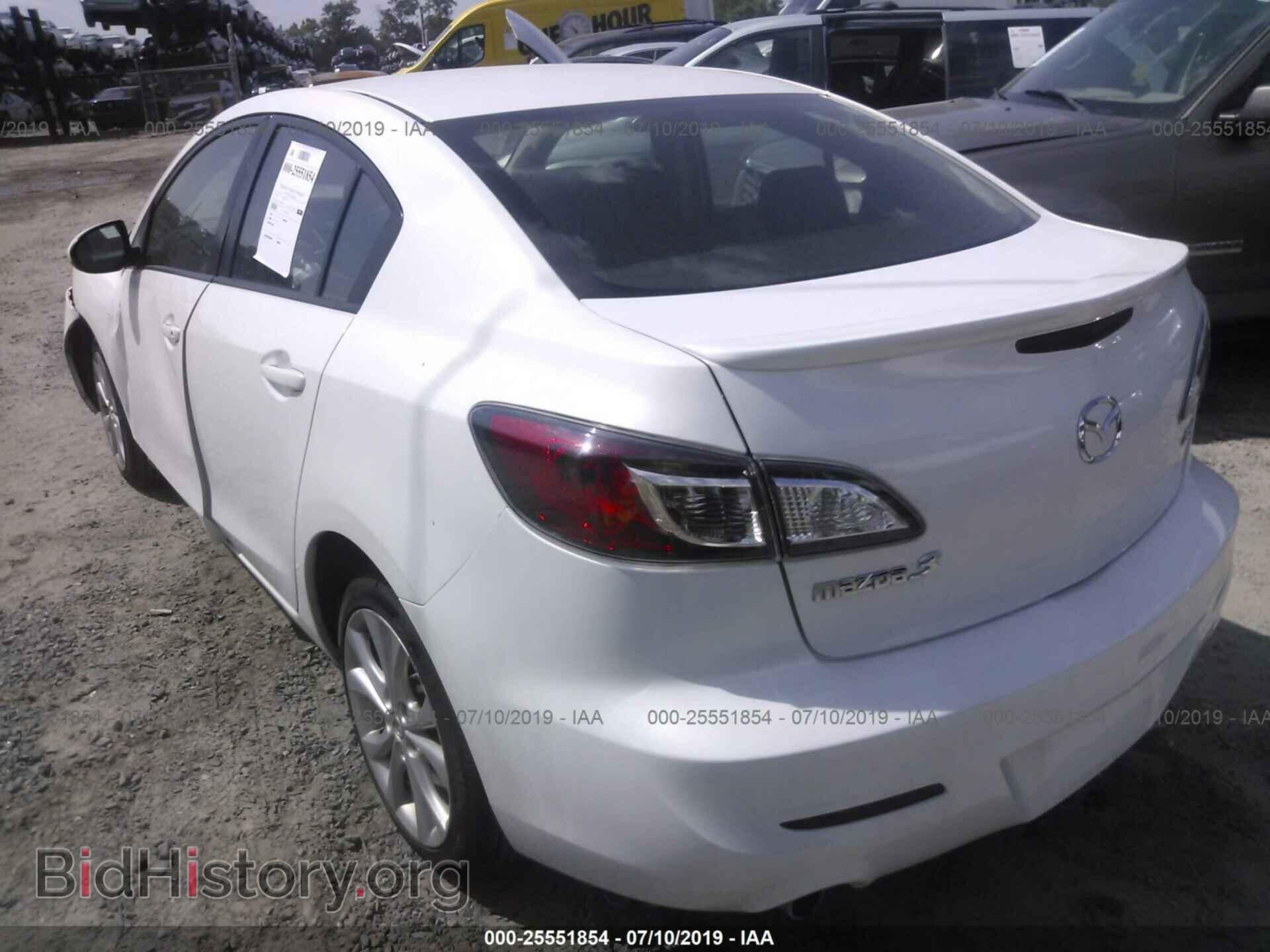 2011 MAZDA 3 - VIN: JM1BL1U60B1380832 - Фото 3