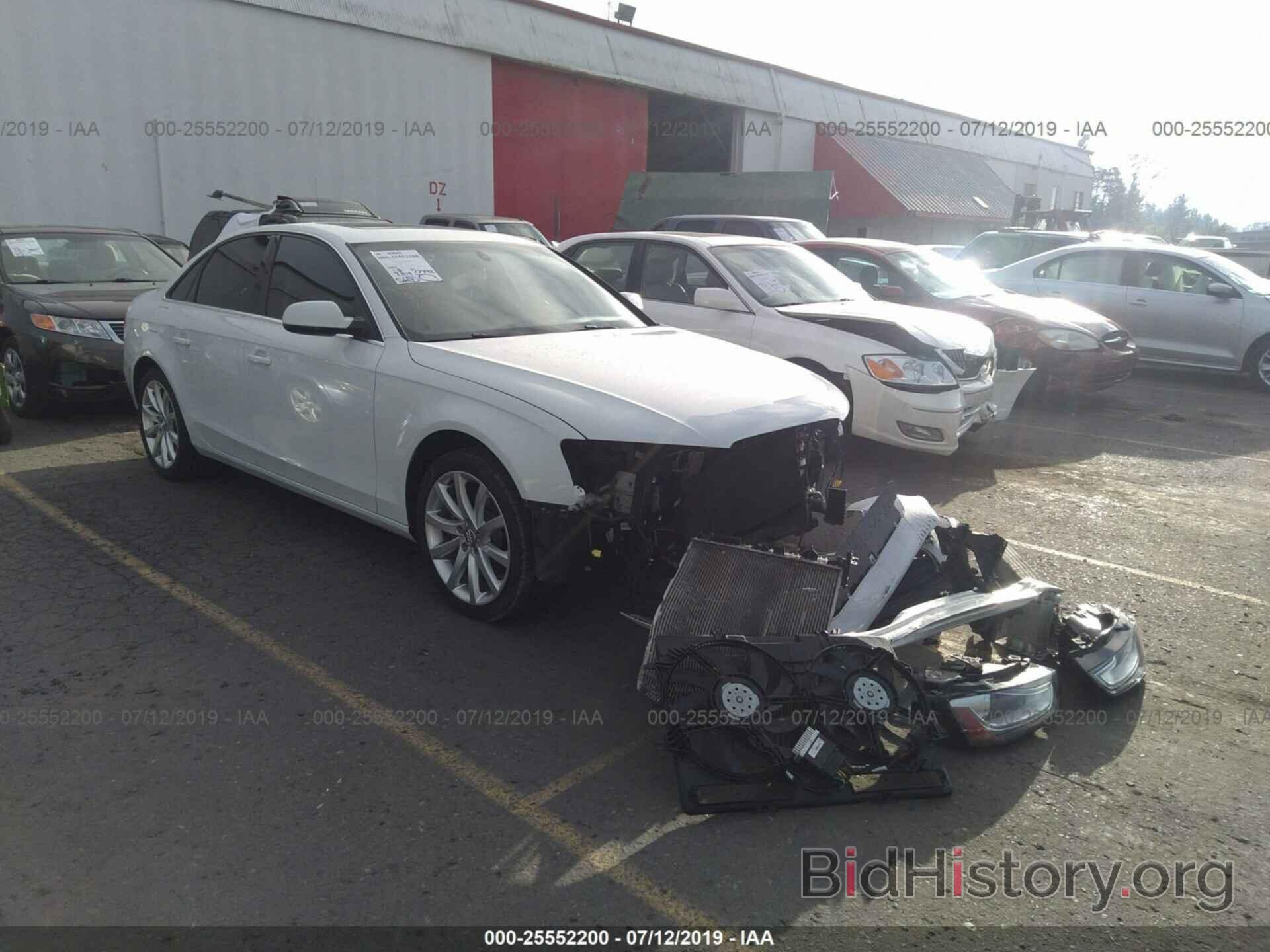 Photo WAUFFAFLXDN049115 - AUDI A4 2013