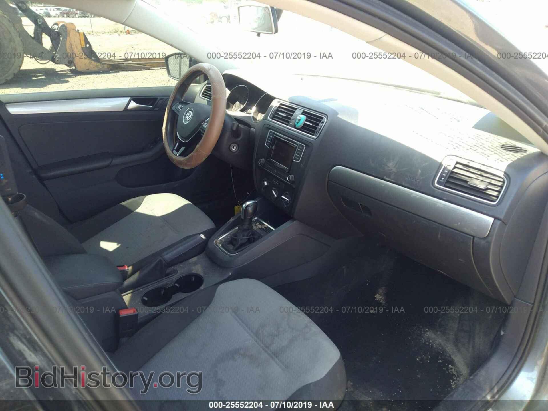 2017 VOLKSWAGEN JETTA - VIN: 3VW2B7AJ1HM238514 - Фото 5