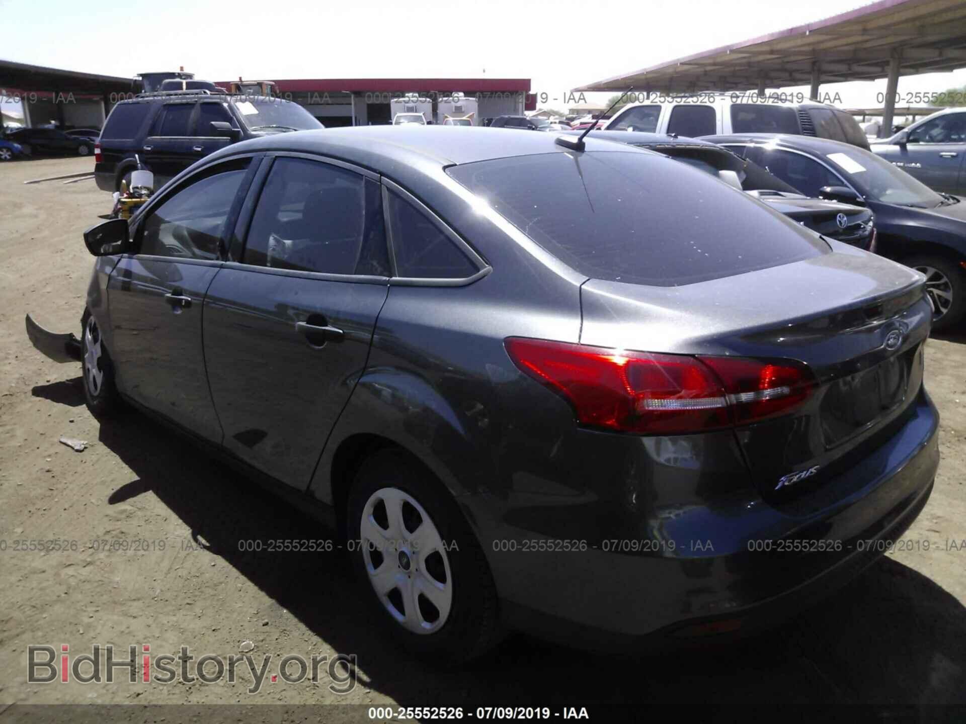 2018 FORD FOCUS - VIN: 1FADP3E22JL236664 - Фото 3