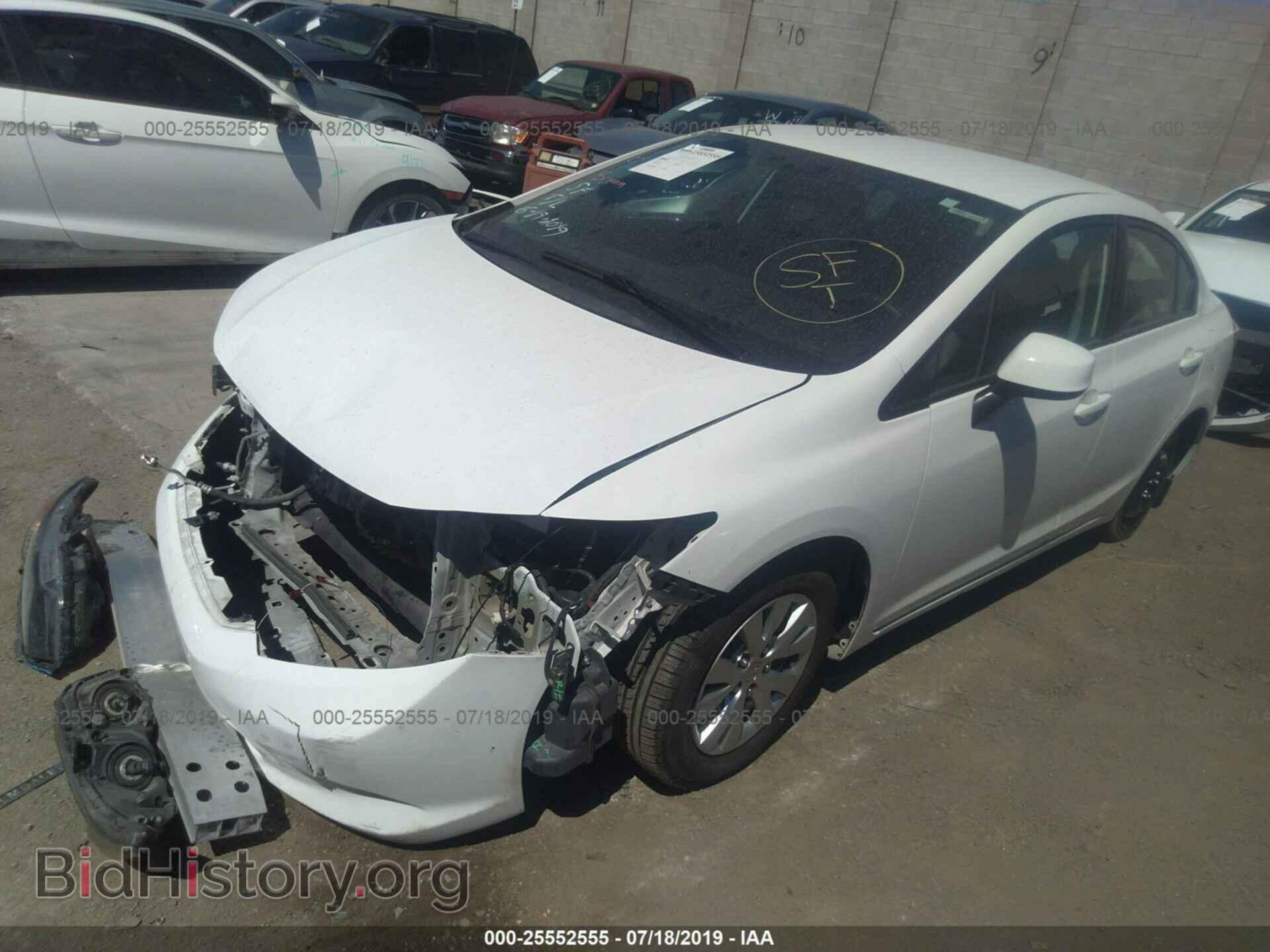 2012 HONDA CIVIC - VIN: 2HGFB2F52CH562955 - Фото 2