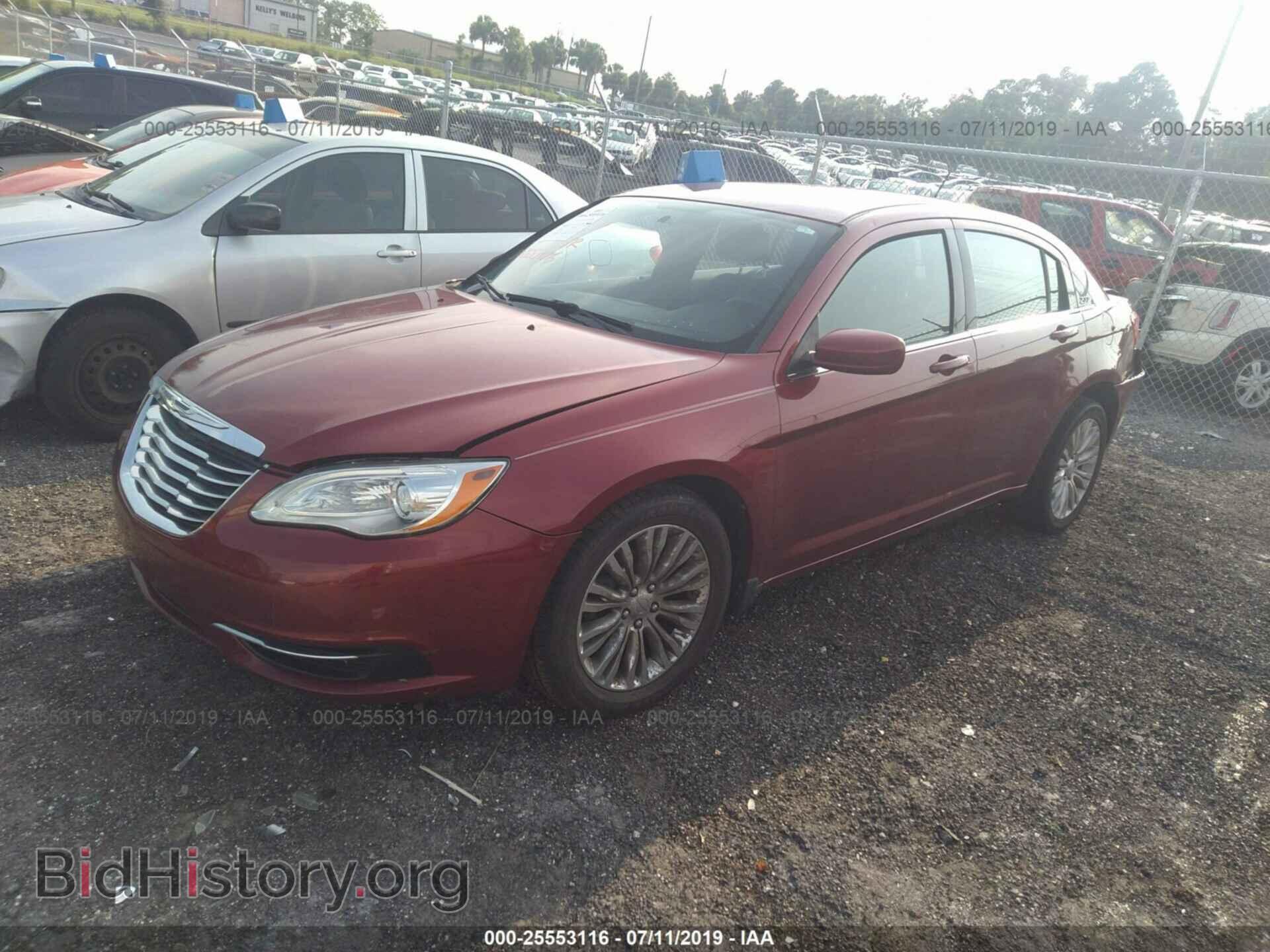 2012 CHRYSLER 200 - VIN: 1C3CCBAB2CN127263 - Фото 2