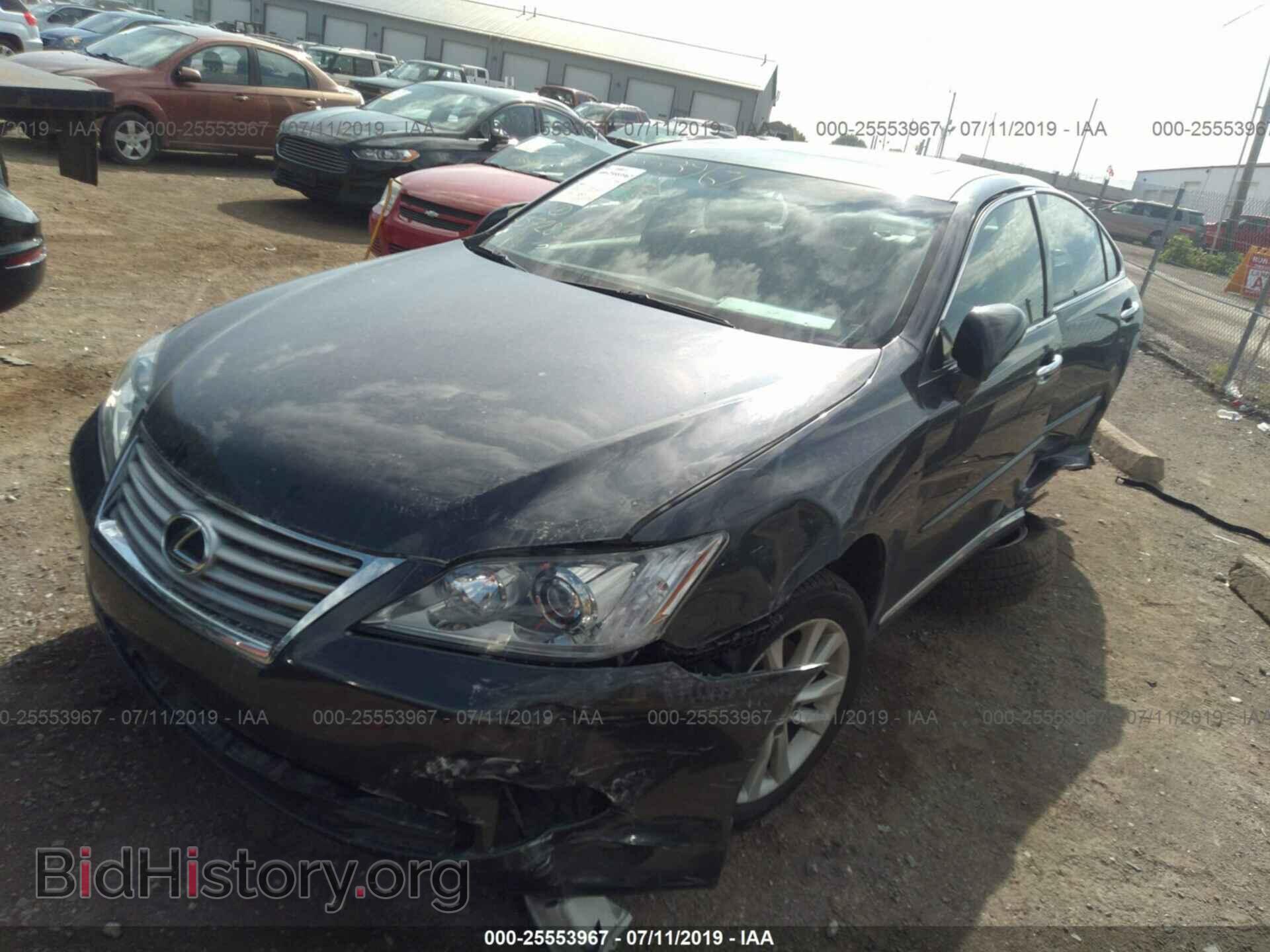 2011 LEXUS ES - VIN: JTHBK1EG2B2457283 - Фото 2